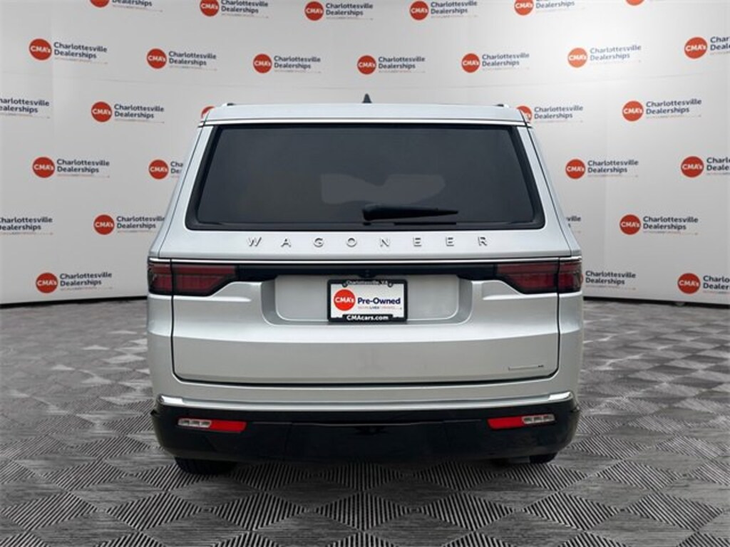Used 2024 Jeep Wagoneer Series II