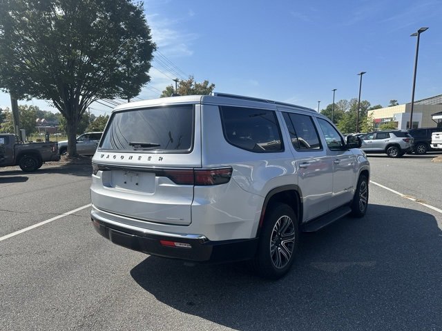 2024 Jeep Wagoneer Series II photo 2