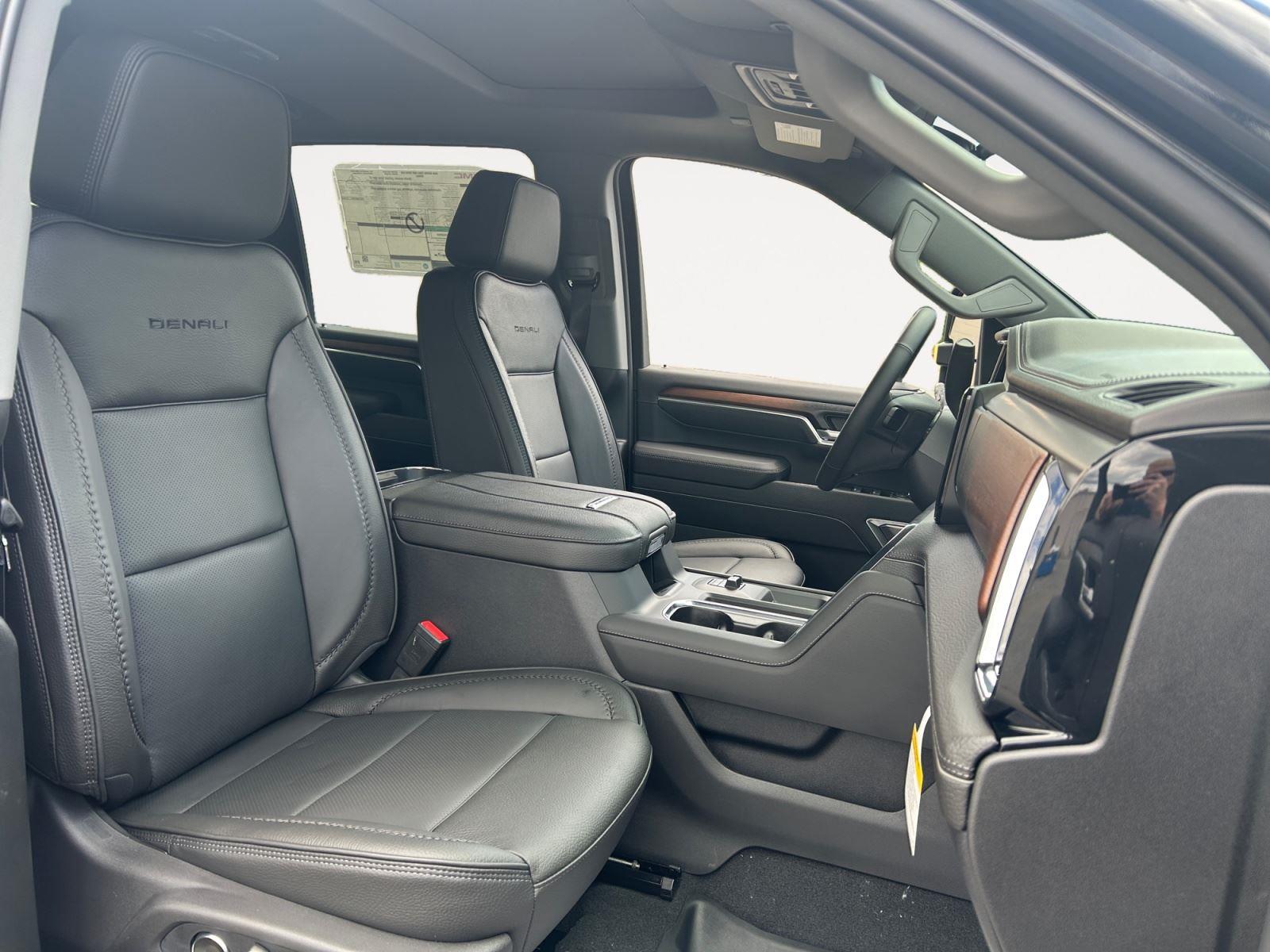 2026 GMC Sierra 2500HD Denali - Photo 14