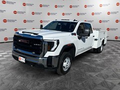 2026 GMC Sierra 3500 HD Chassis Cab Pro Truck
