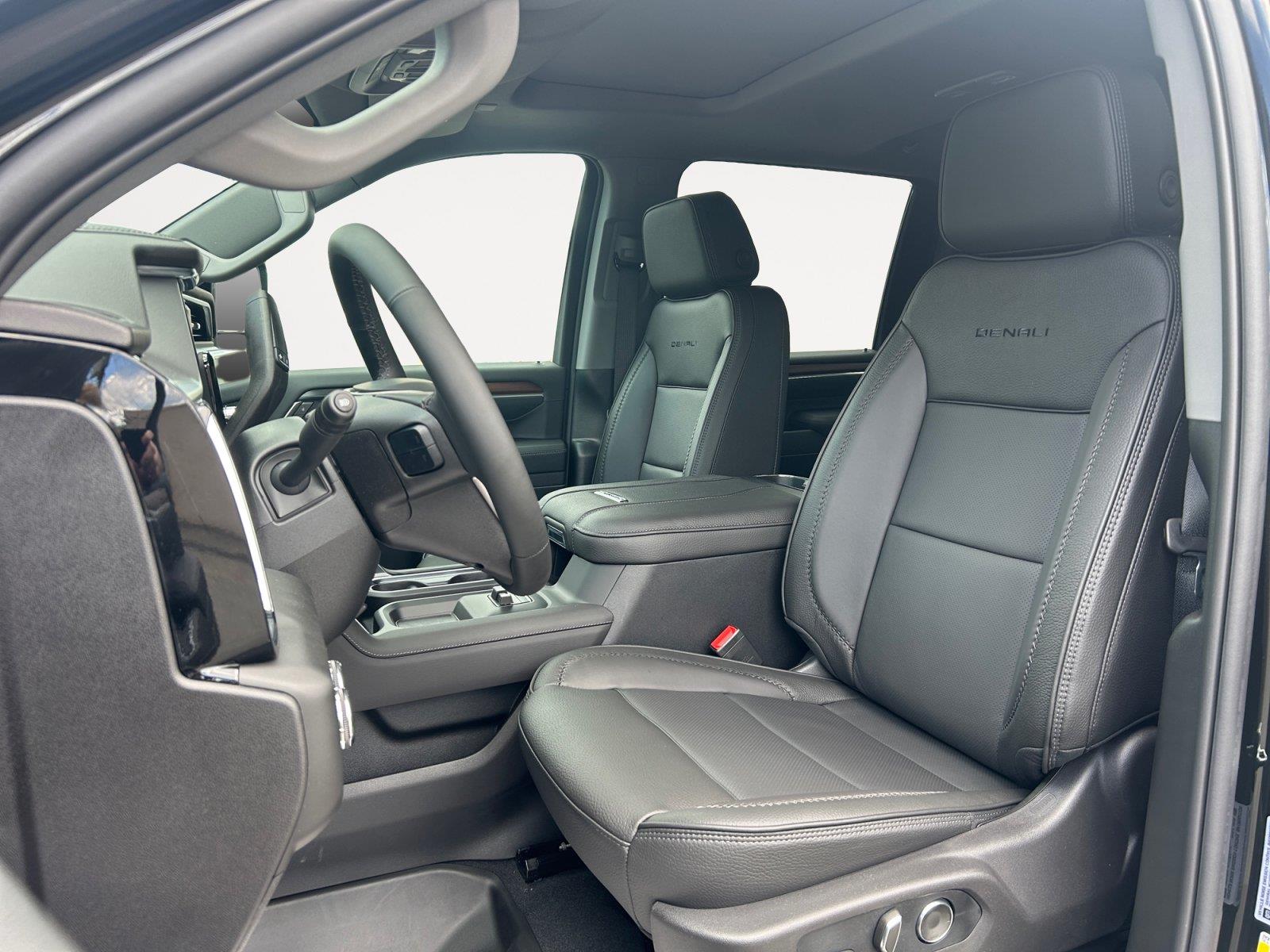 2026 GMC Sierra 2500HD Denali - Photo 9