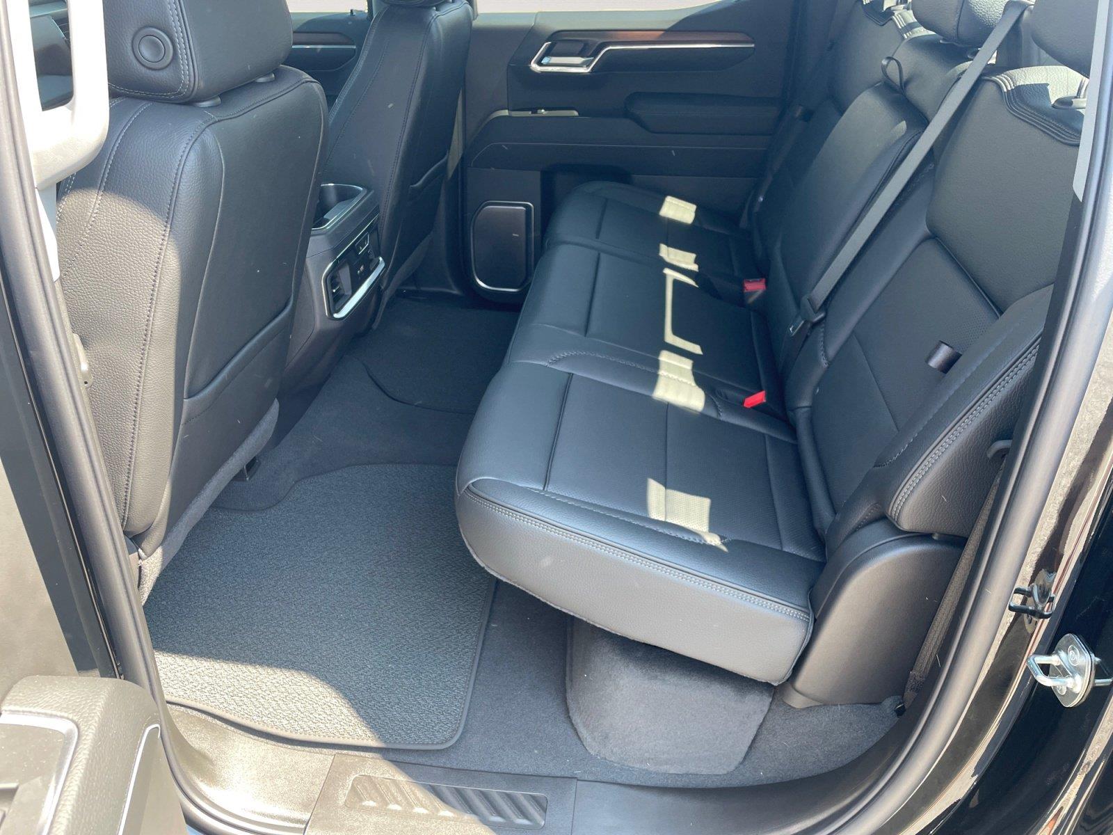 2026 GMC Sierra 1500 Denali - Photo 13
