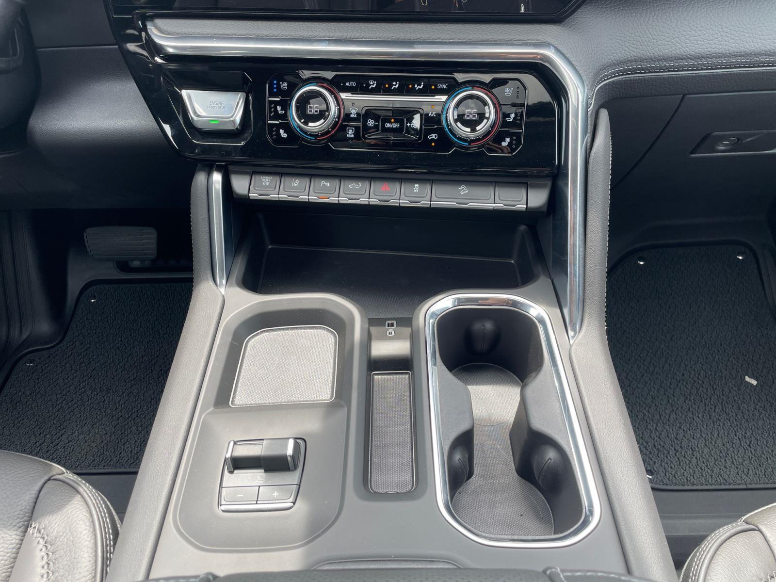 2026 GMC Sierra 2500HD Denali - Photo 11