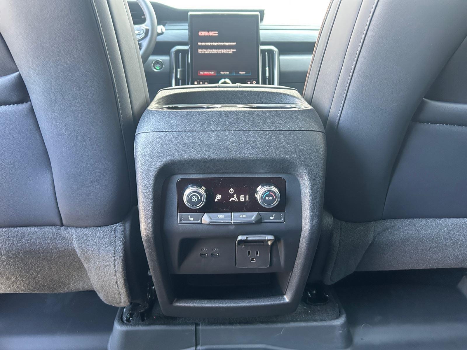 2026 GMC Acadia AT4 - Photo 18