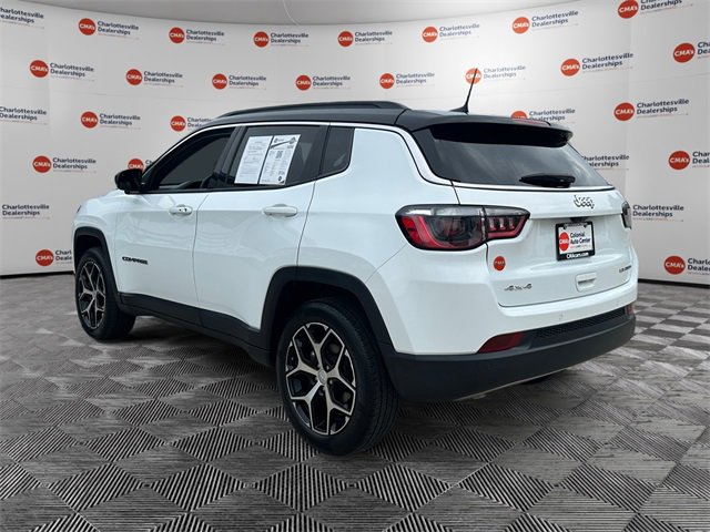 2024 Jeep Compass Limited photo 2