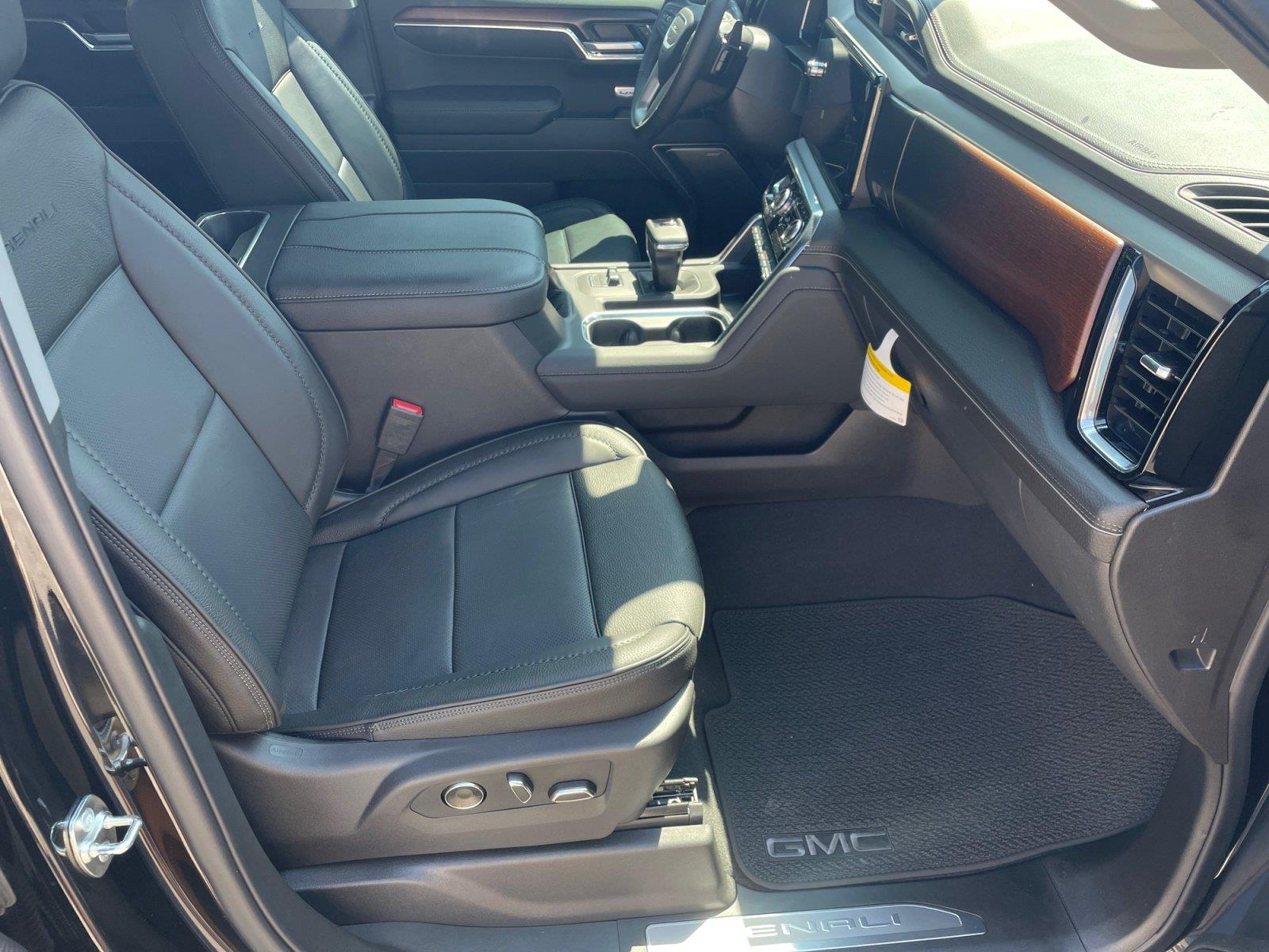 2026 GMC Sierra 1500 Denali - Photo 15