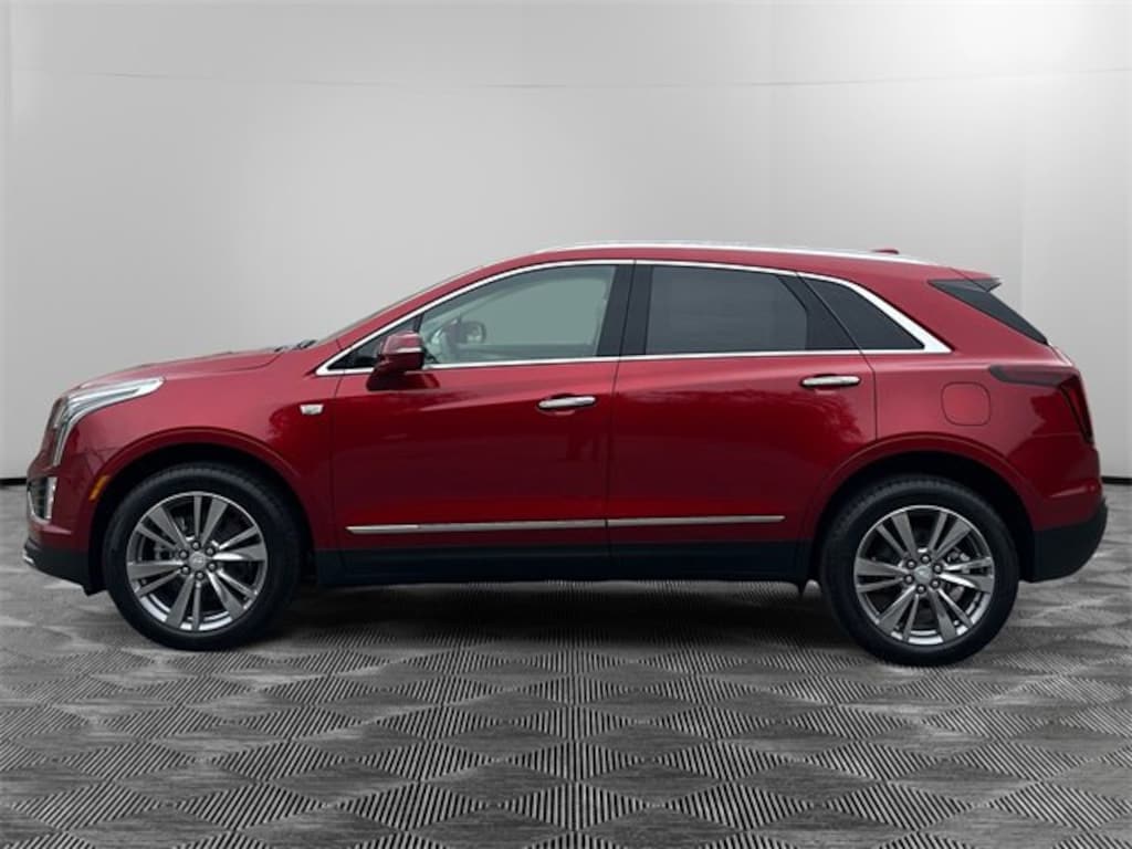 New 2026 CADILLAC XT5 Premium Luxury SUV