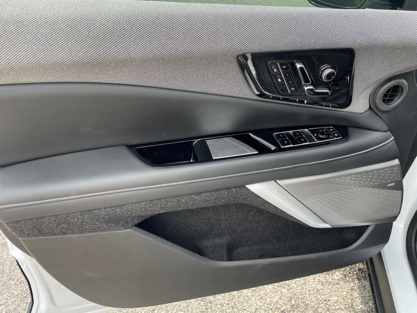 2026 Cadillac OPTIQ Sport - Photo 20