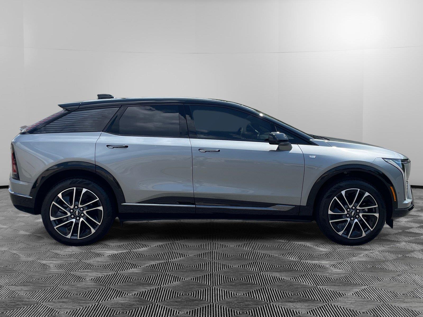 2026 Cadillac OPTIQ Sport - Photo 6