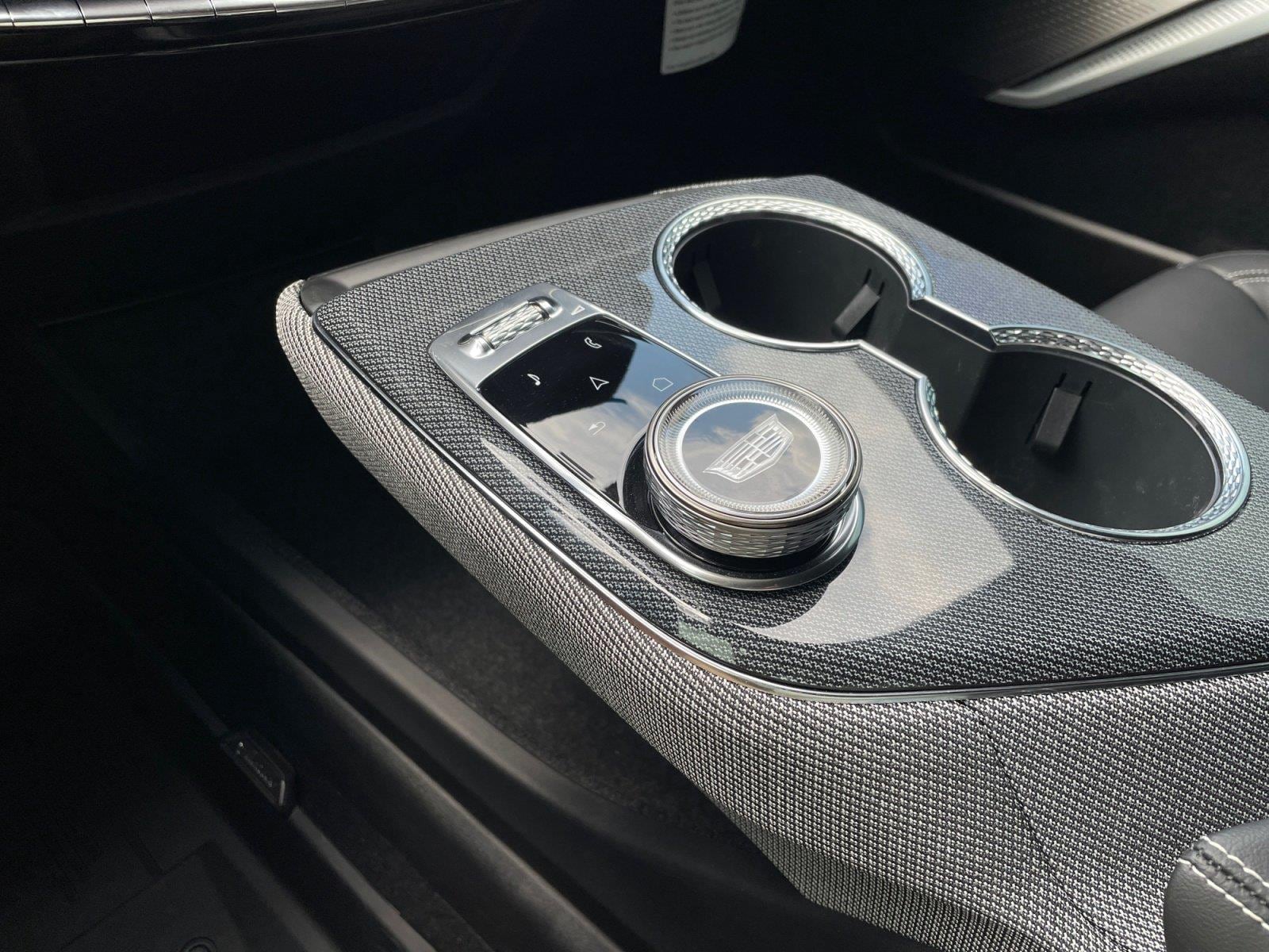 2026 Cadillac OPTIQ Sport - Photo 22
