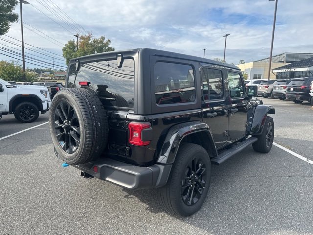 2023 Jeep Wrangler Sahara 4xe photo 3