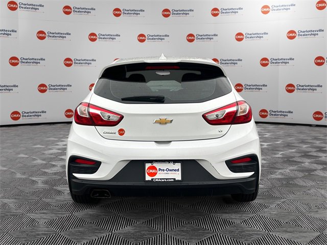 2017 Chevrolet Cruze LT photo 4