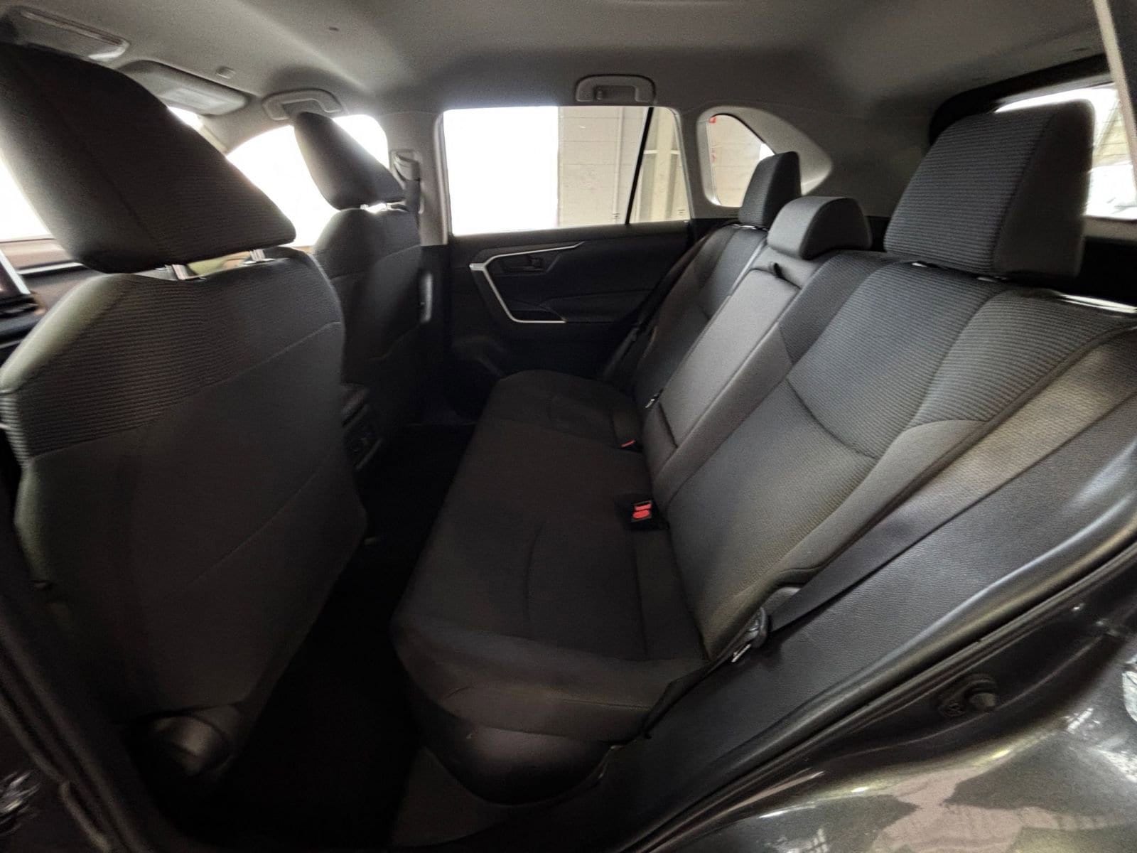 Thumbnail: 2025 Toyota RAV4 - 25