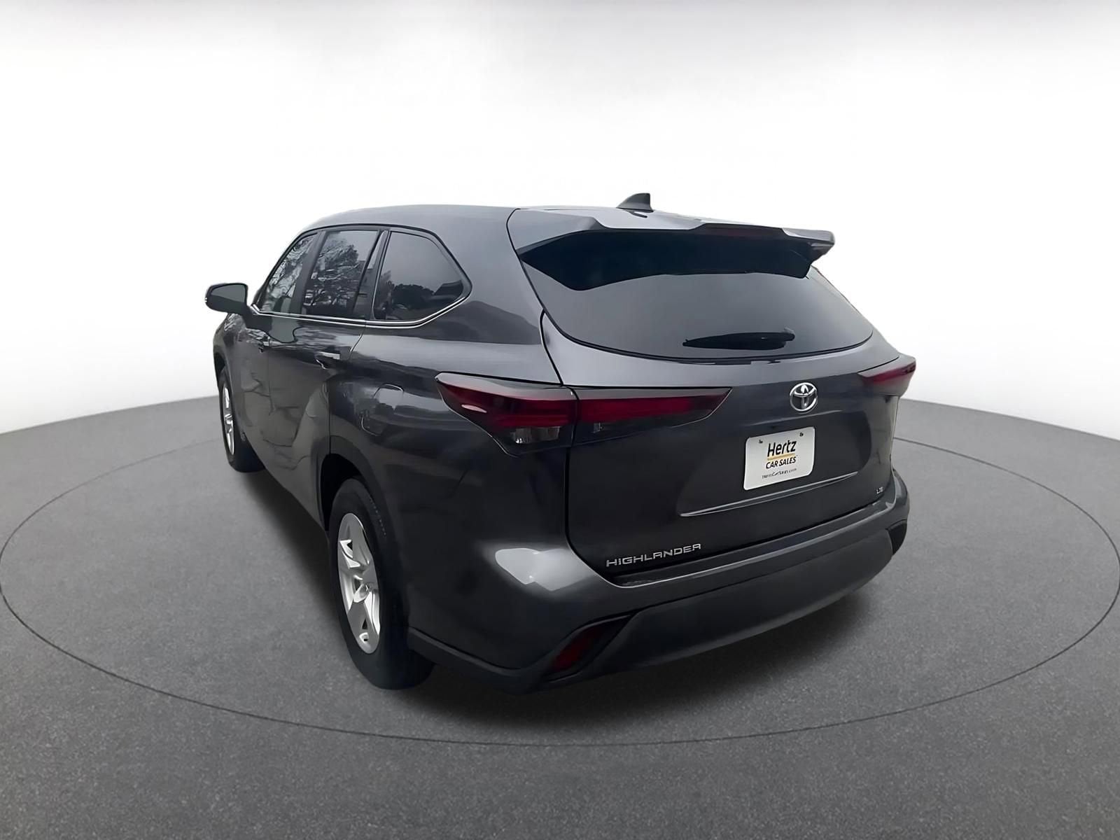 Thumbnail: 2025 Toyota Highlander - 11