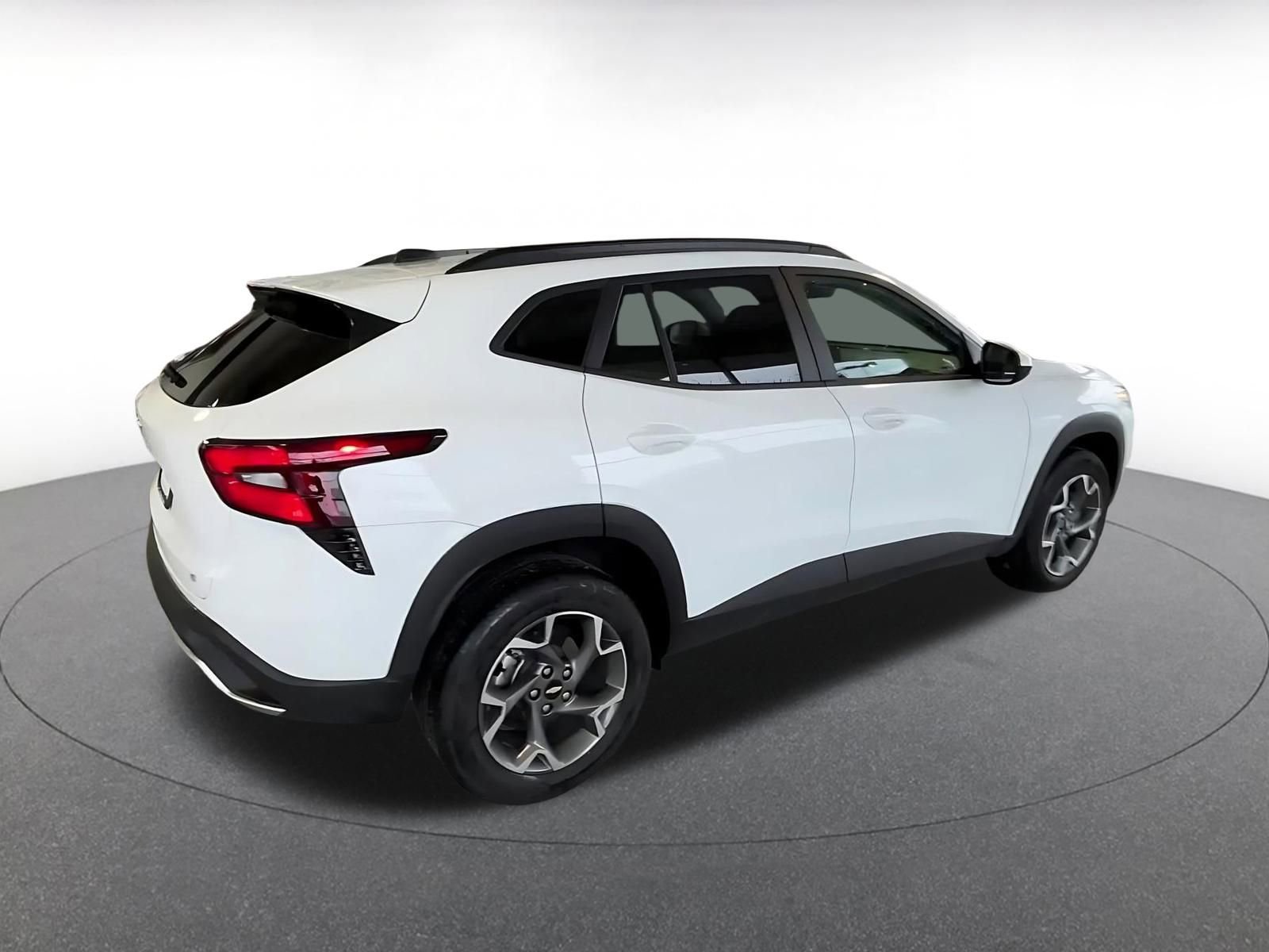 Thumbnail: 2025 Chevrolet Trax - 13