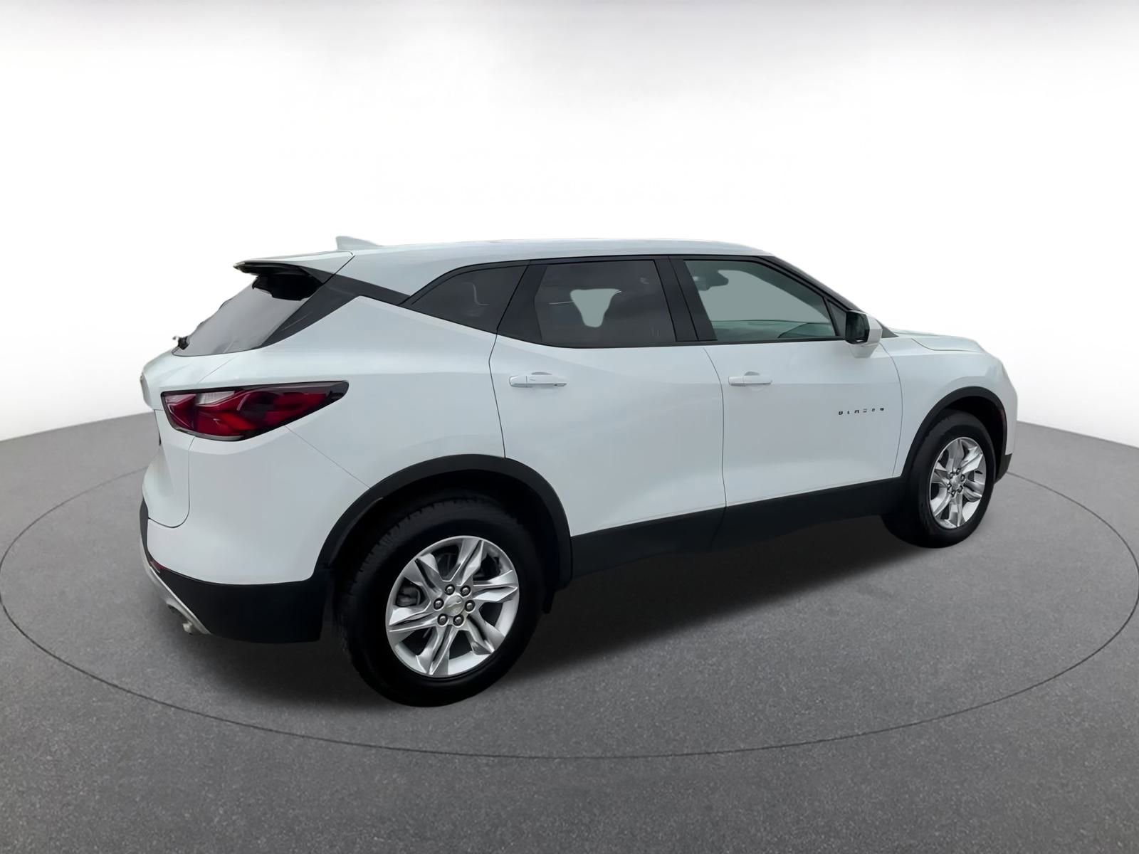 Thumbnail: 2022 Chevrolet Blazer - 15