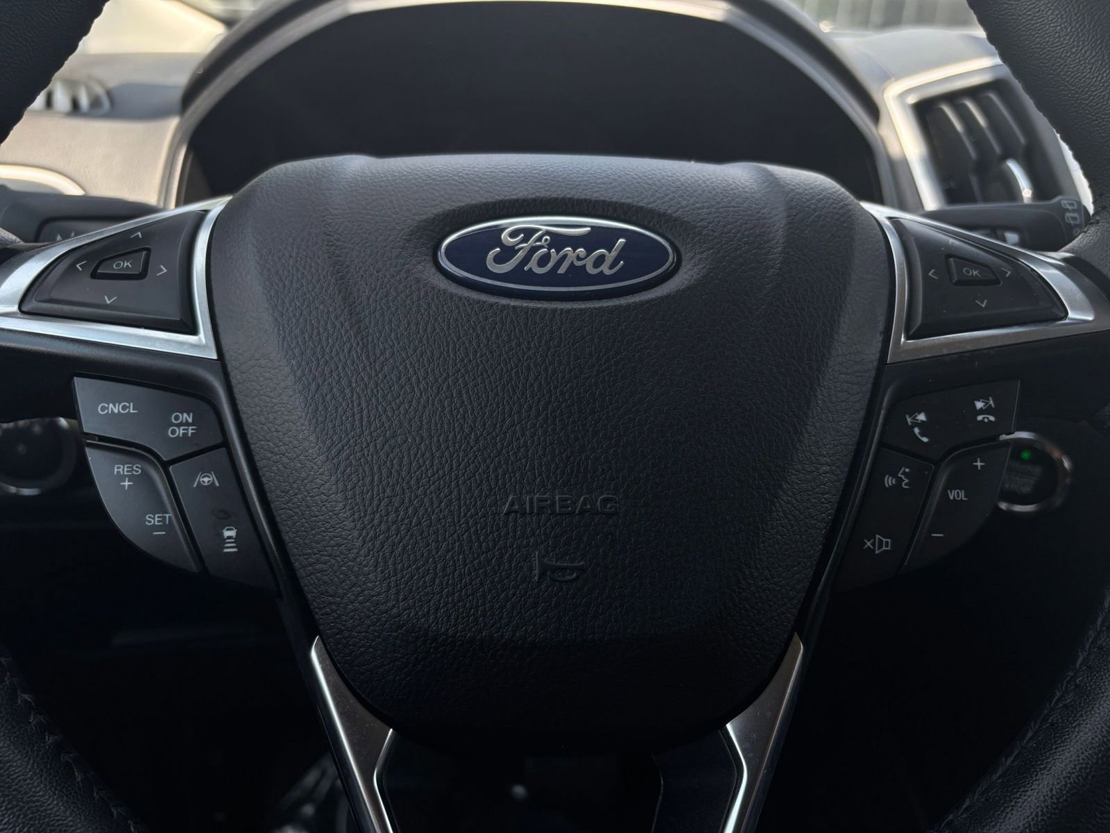 2024 Ford Edge SEL 28