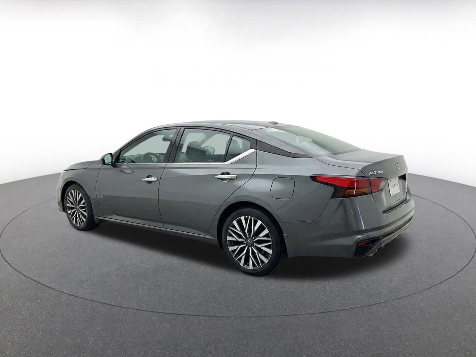 Thumbnail: 2025 Nissan Altima - 6