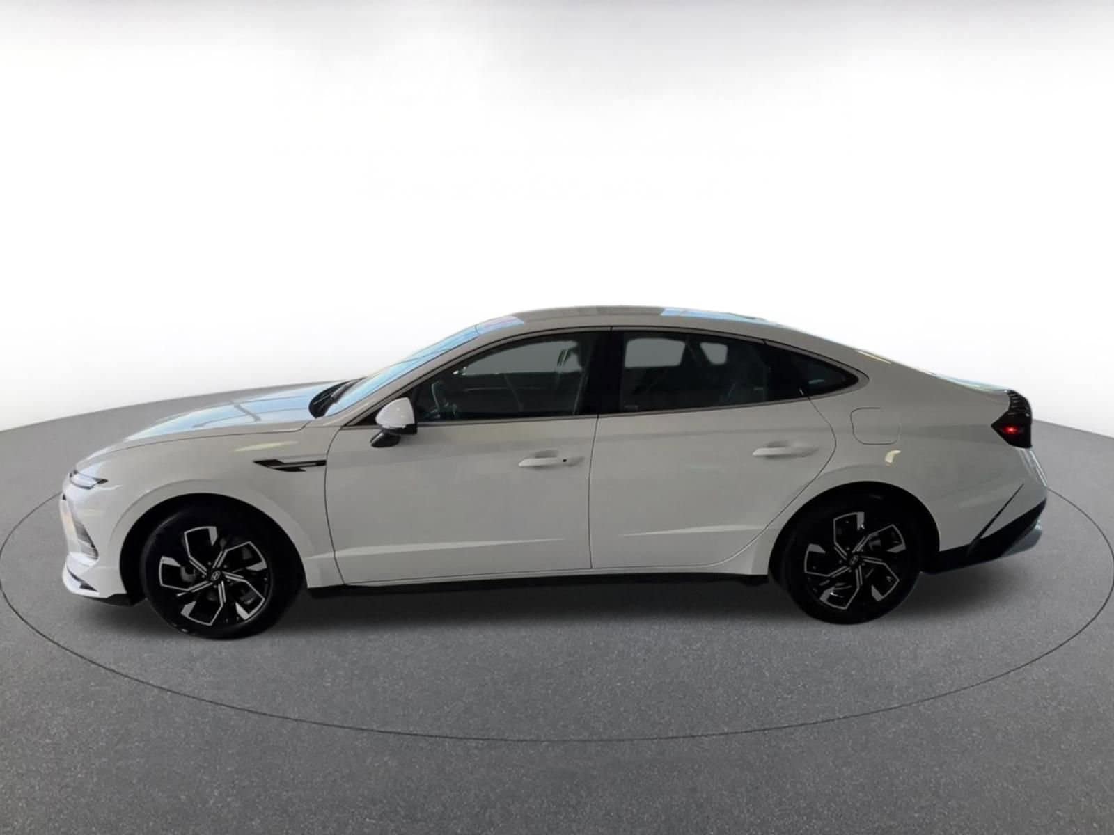 Thumbnail: 2025 Hyundai Sonata - 8