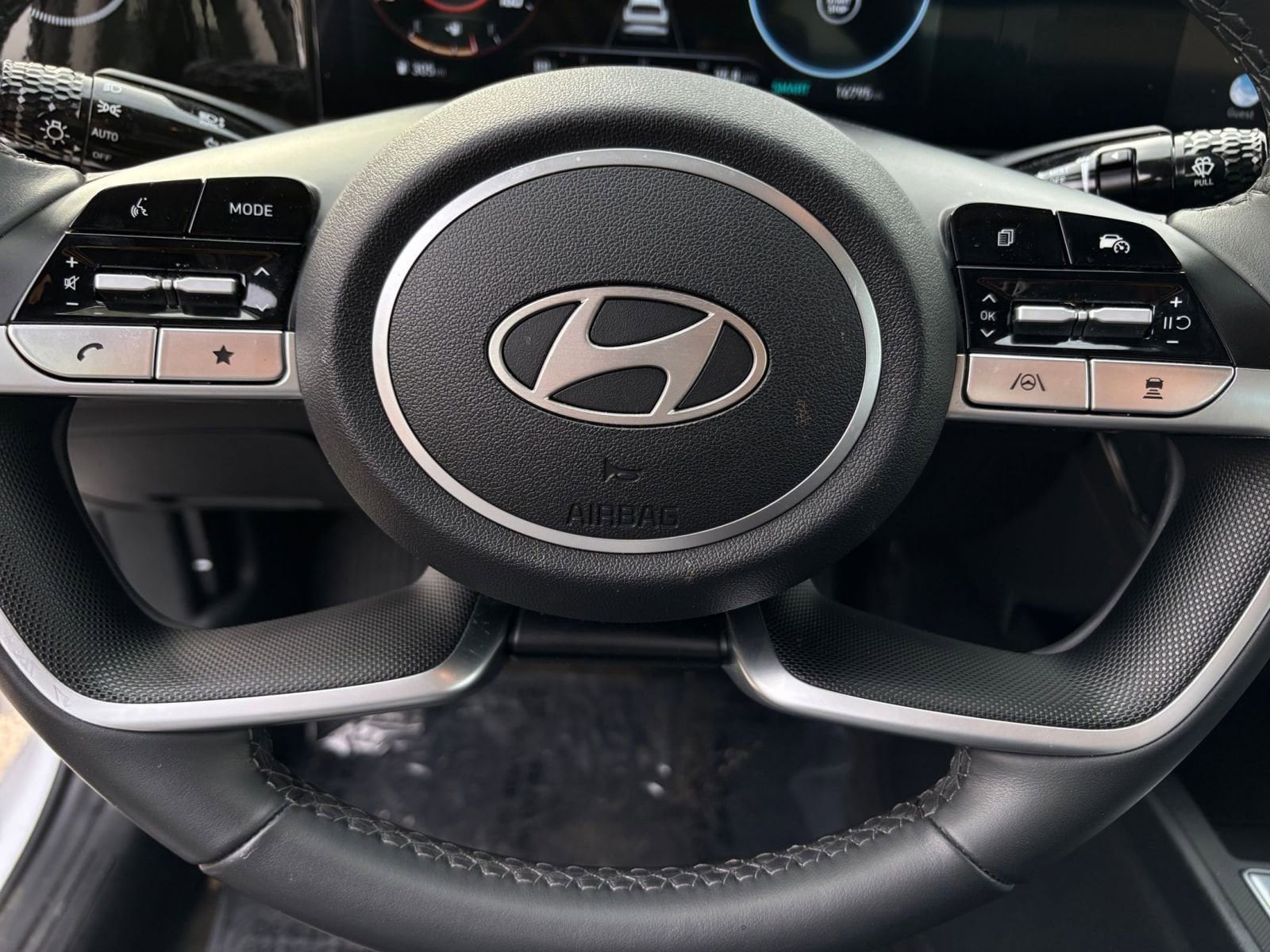 Thumbnail: 2025 Hyundai Elantra - 33