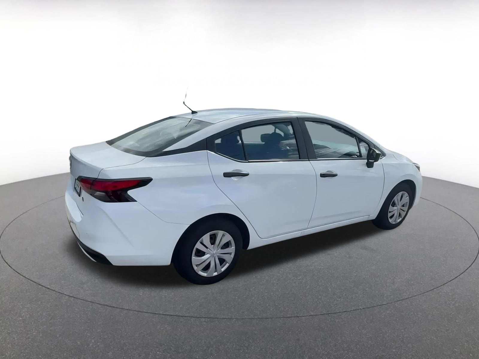 2024 Nissan Versa S 15