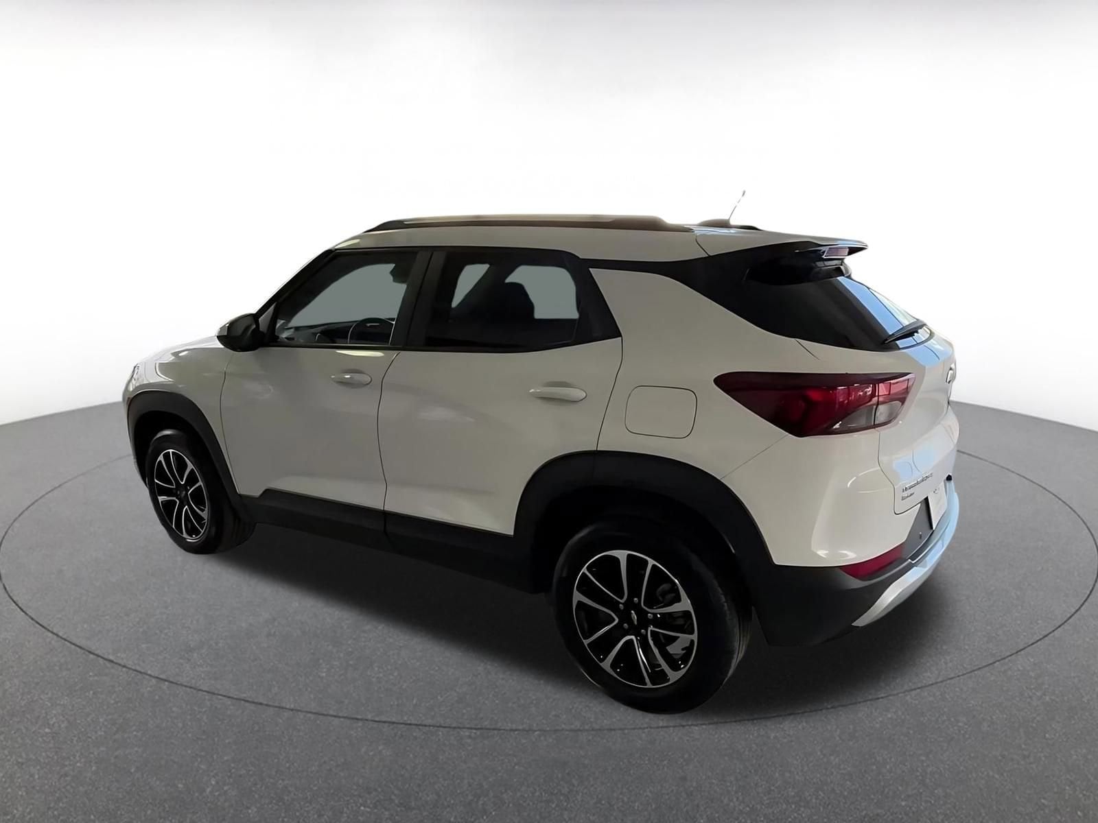 Thumbnail: 2025 Chevrolet TrailBlazer - 10