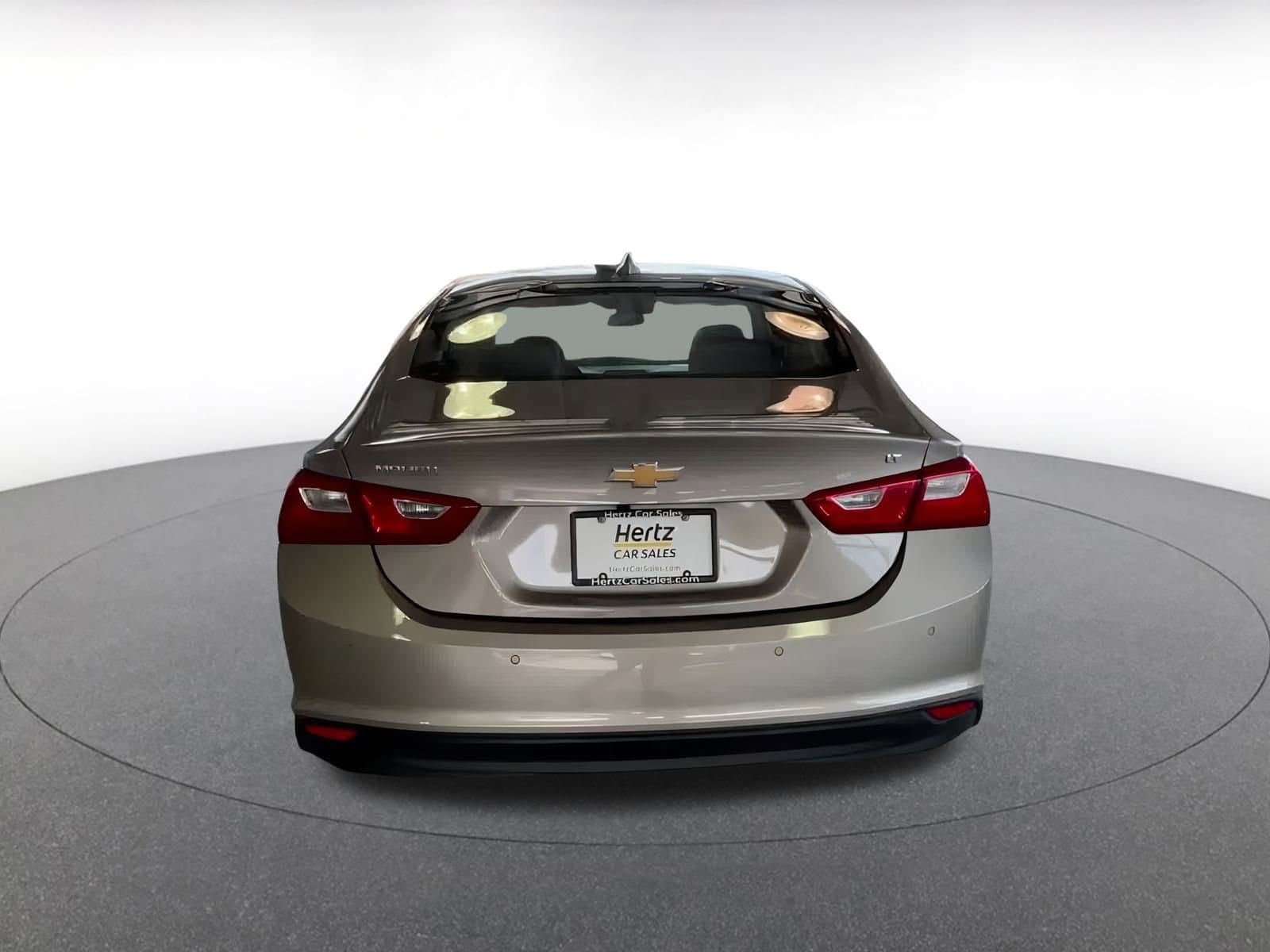 Thumbnail: 2024 Chevrolet Malibu - 17