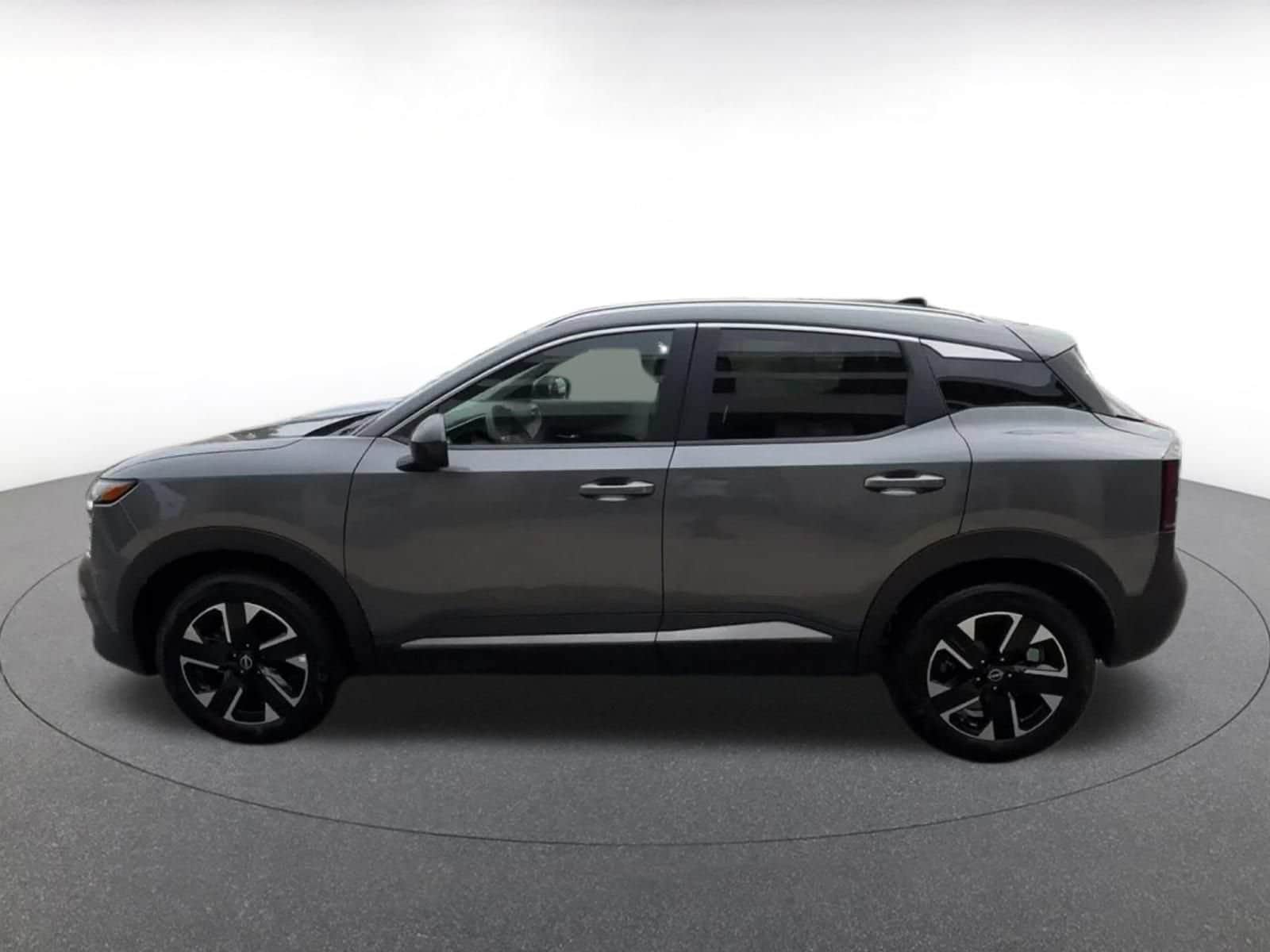 Thumbnail: 2026 Nissan Kicks - 8