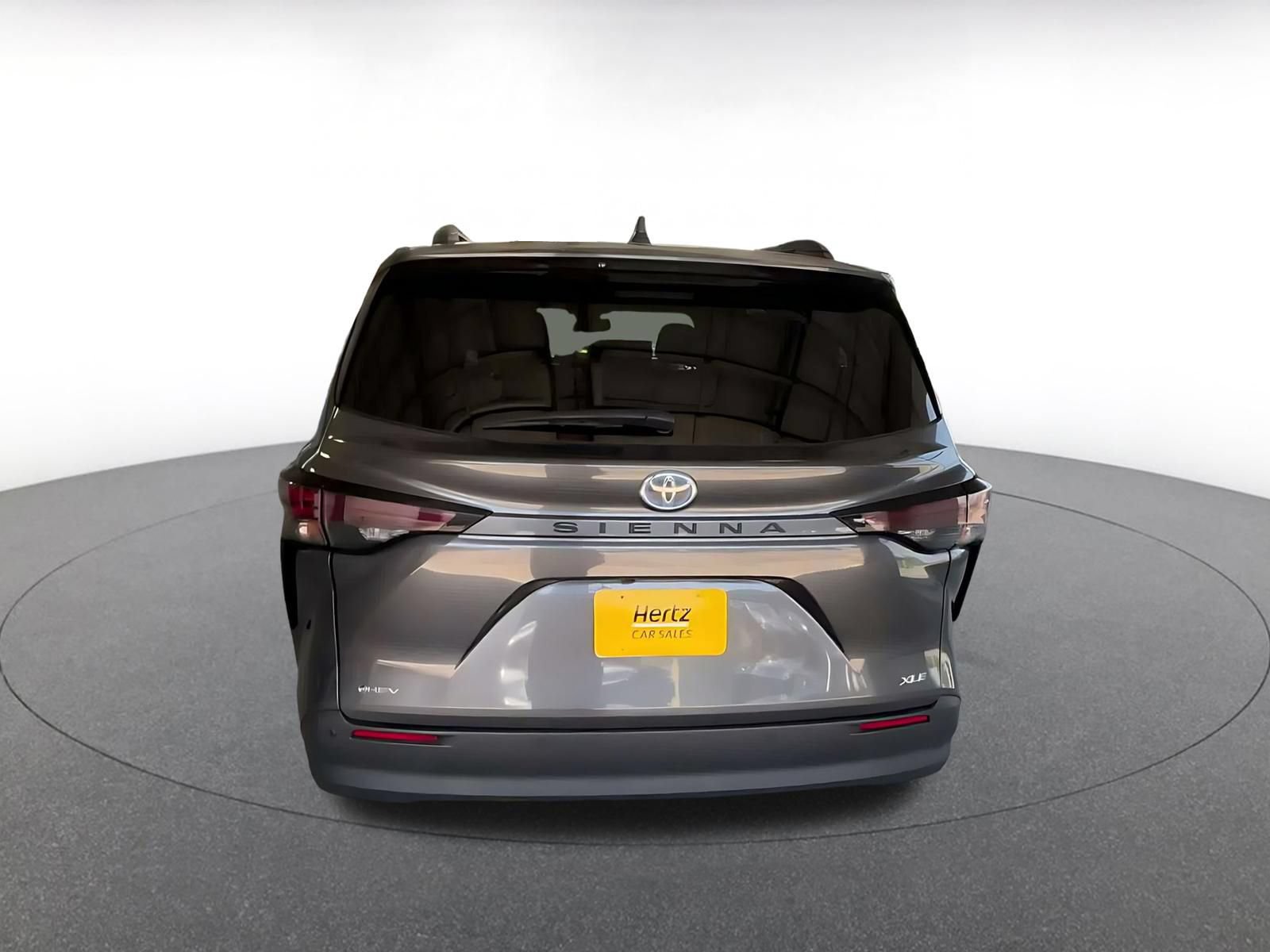 Thumbnail: 2025 Toyota Sienna - 10