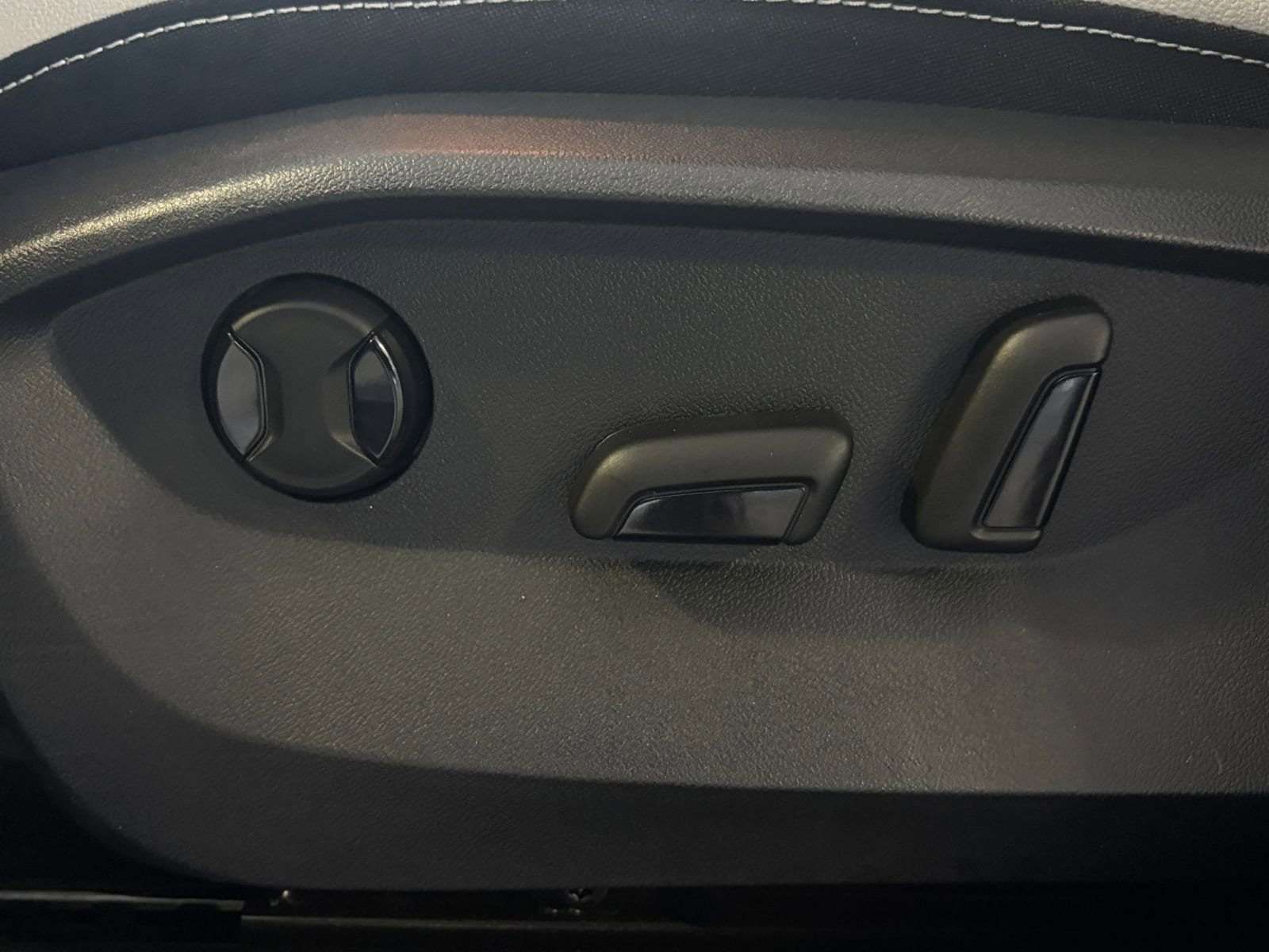 Thumbnail: 2025 Volkswagen Taos - 29