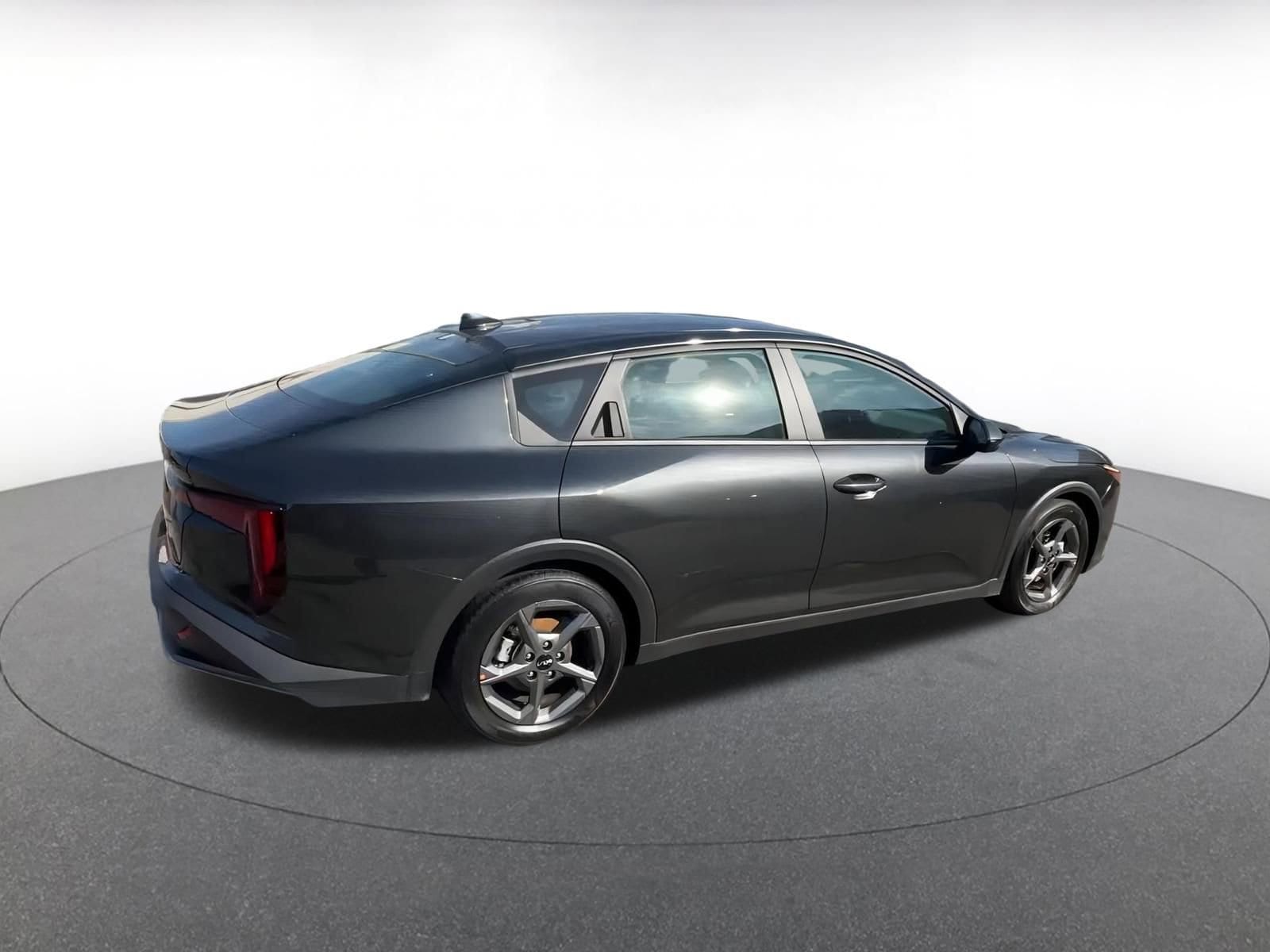 Thumbnail: 2025 Kia K4 - 15