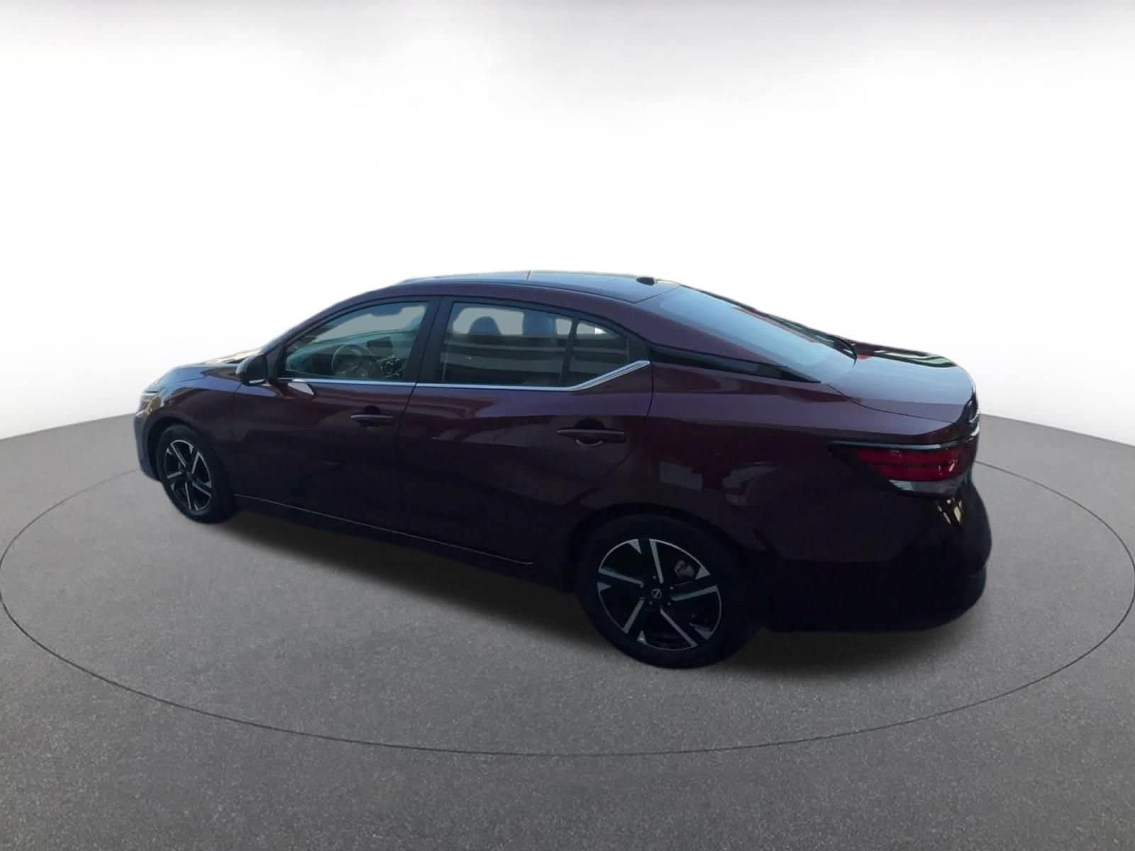 Thumbnail: 2025 Nissan Sentra - 9