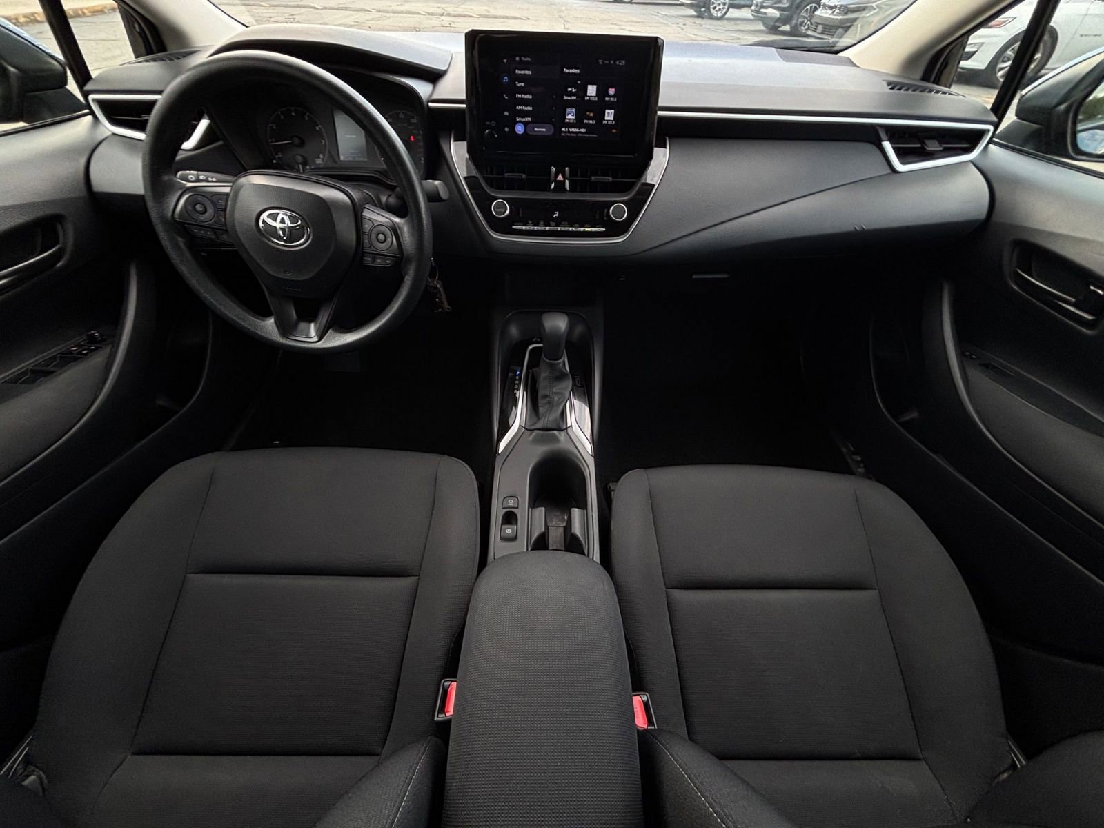 Thumbnail: 2025 Toyota Corolla - 32