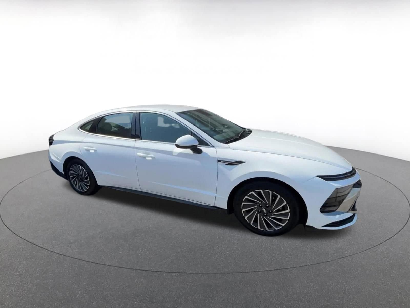 Thumbnail: 2025 Hyundai Sonata - 2