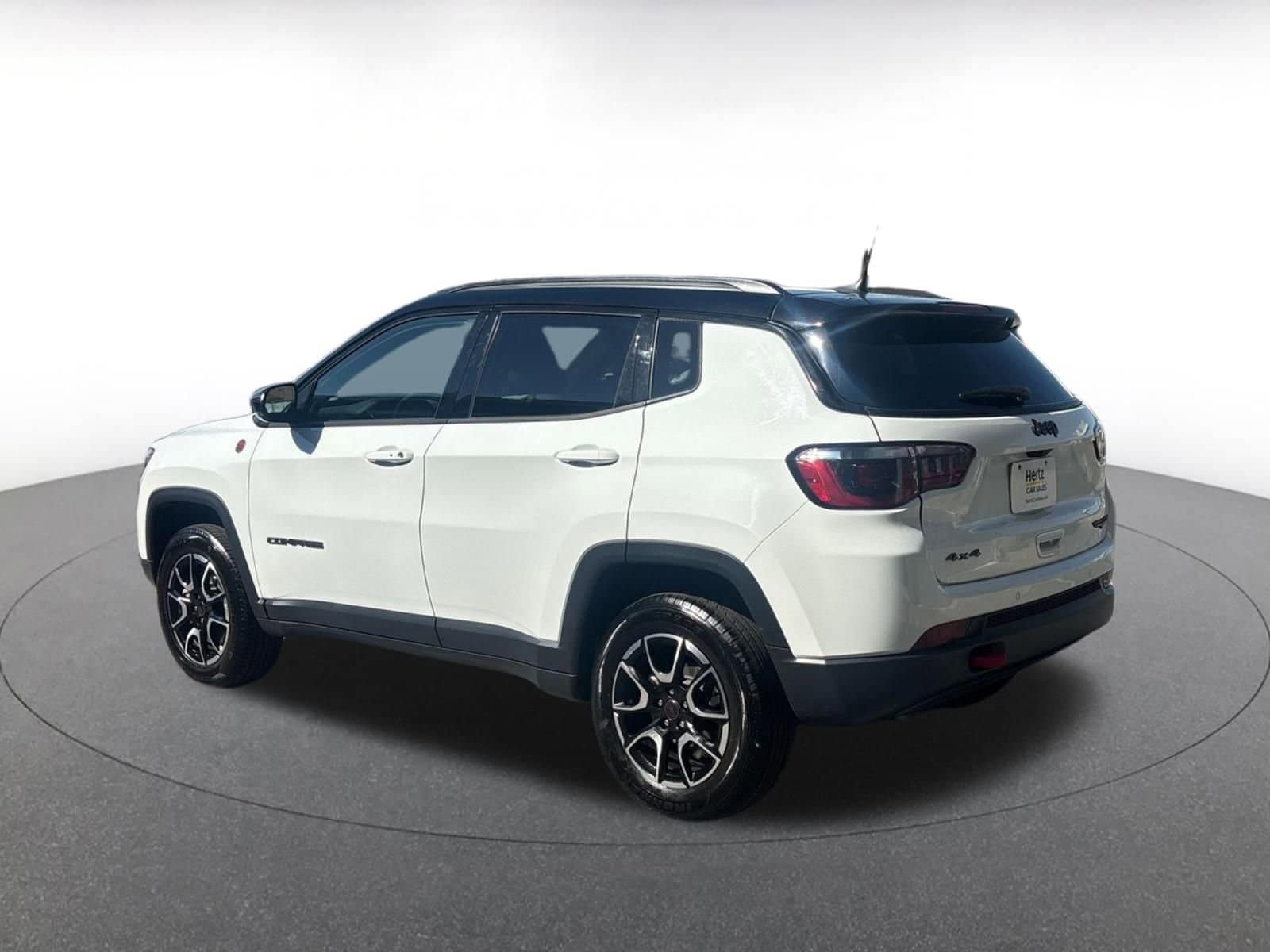 Thumbnail: 2025 Jeep Compass - 10