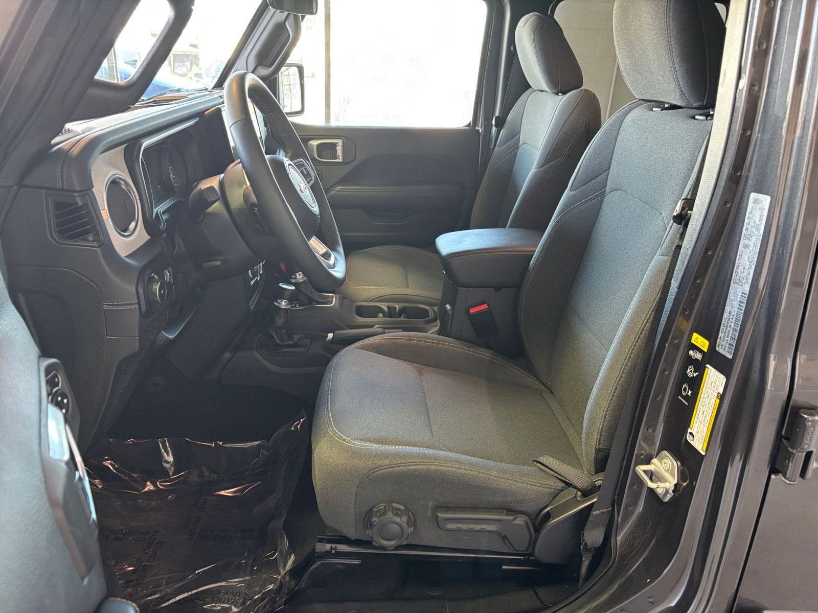 Thumbnail: 2025 Jeep Wrangler - 26