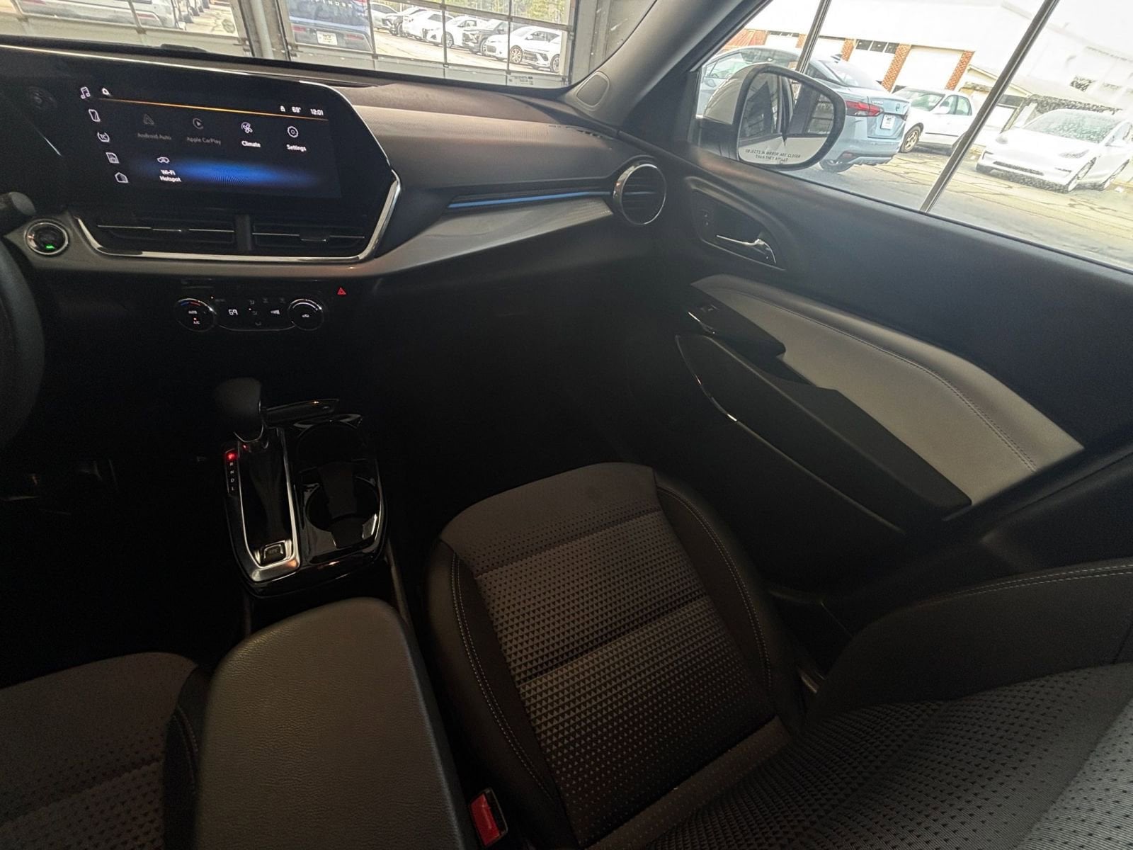 Thumbnail: 2025 Chevrolet Trax - 35