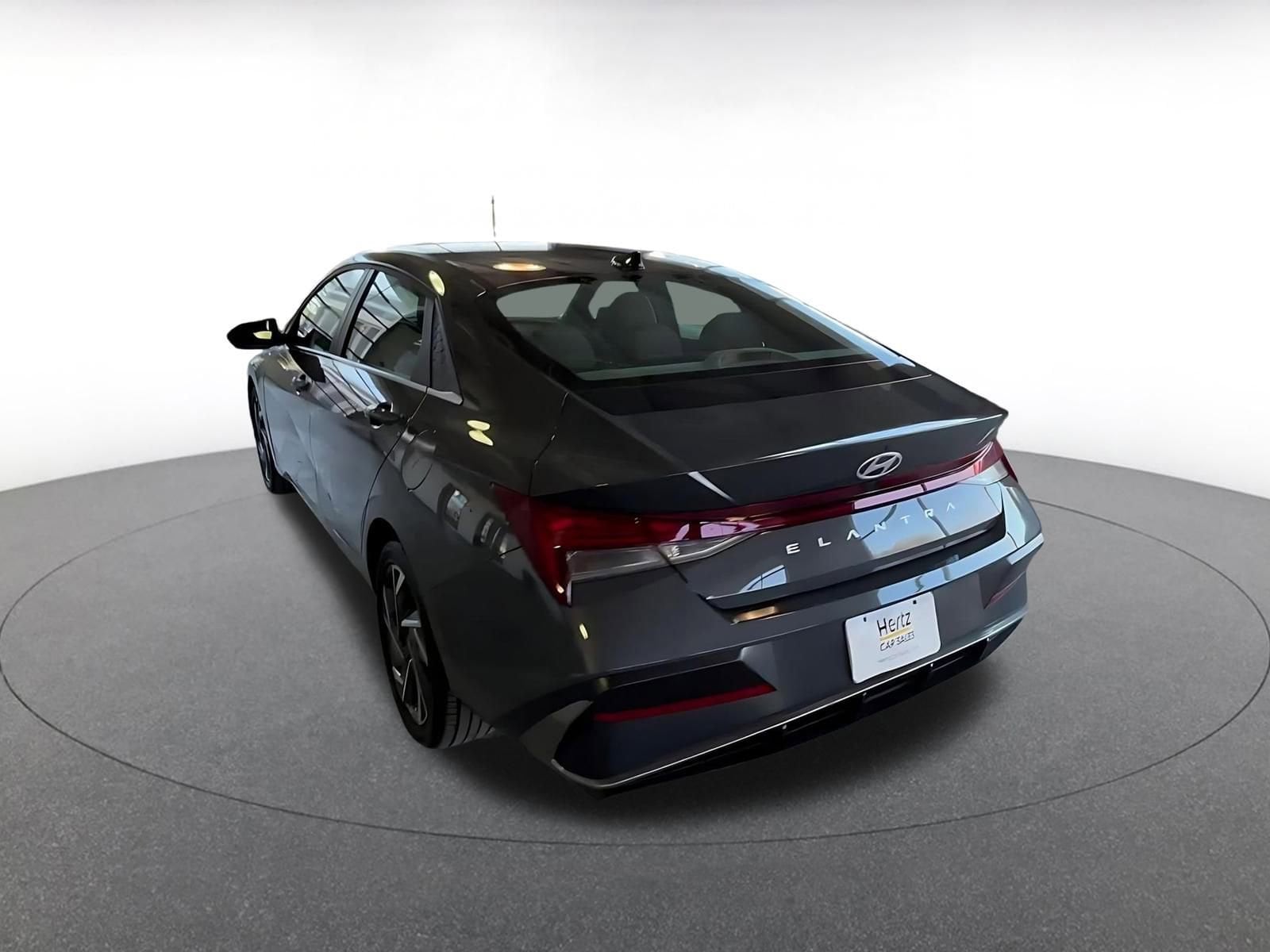 Thumbnail: 2025 Hyundai Elantra - 13