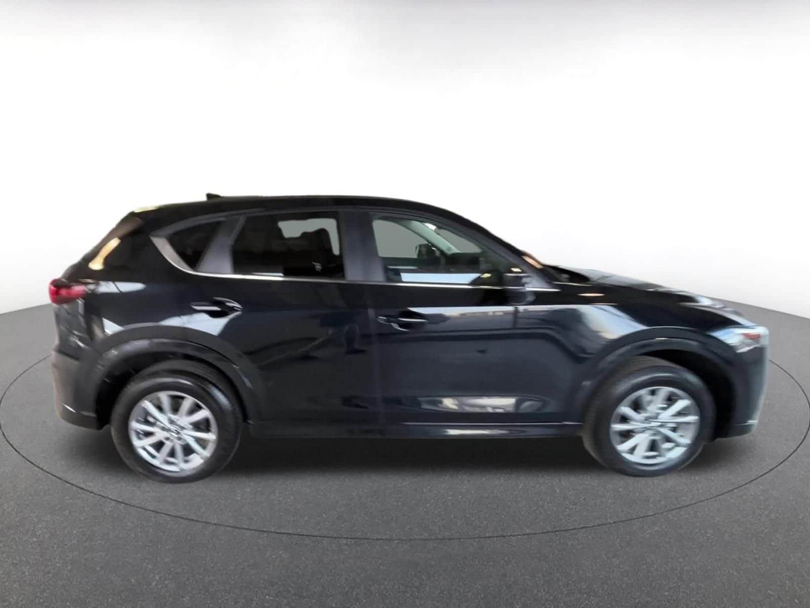 Thumbnail: 2025 Chevrolet Trax - 16