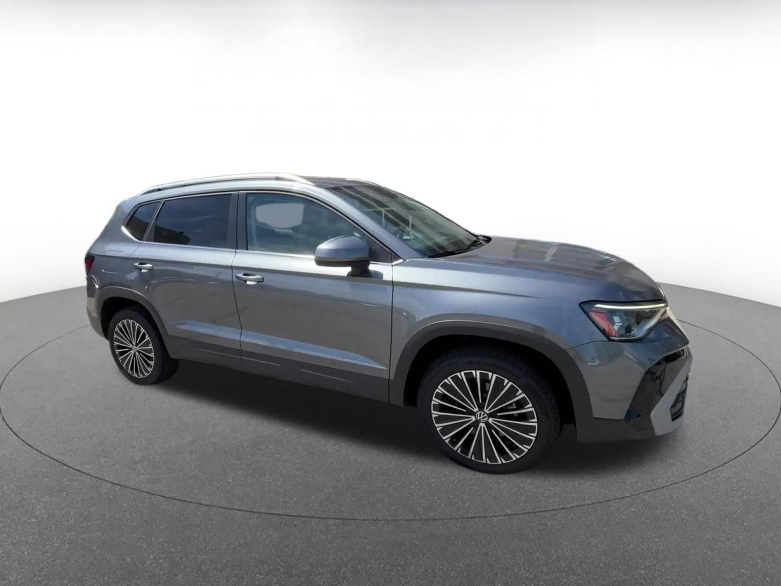 Thumbnail: 2025 Volkswagen Taos - 2