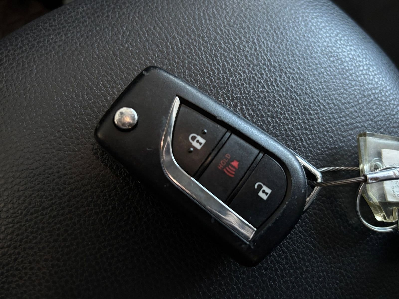 Thumbnail: 2025 Toyota RAV4 - 28