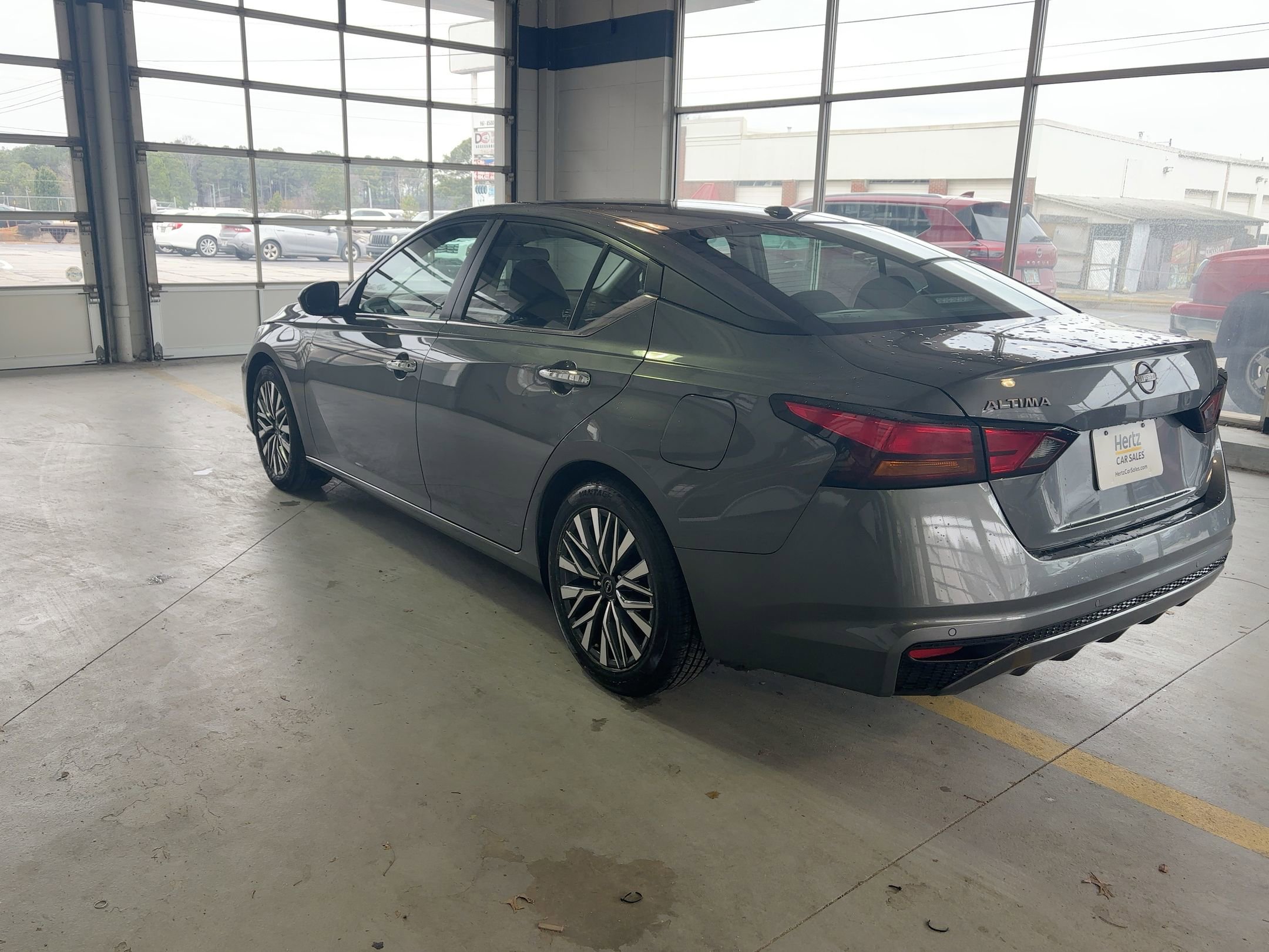 Thumbnail: 2025 Nissan Altima - 8