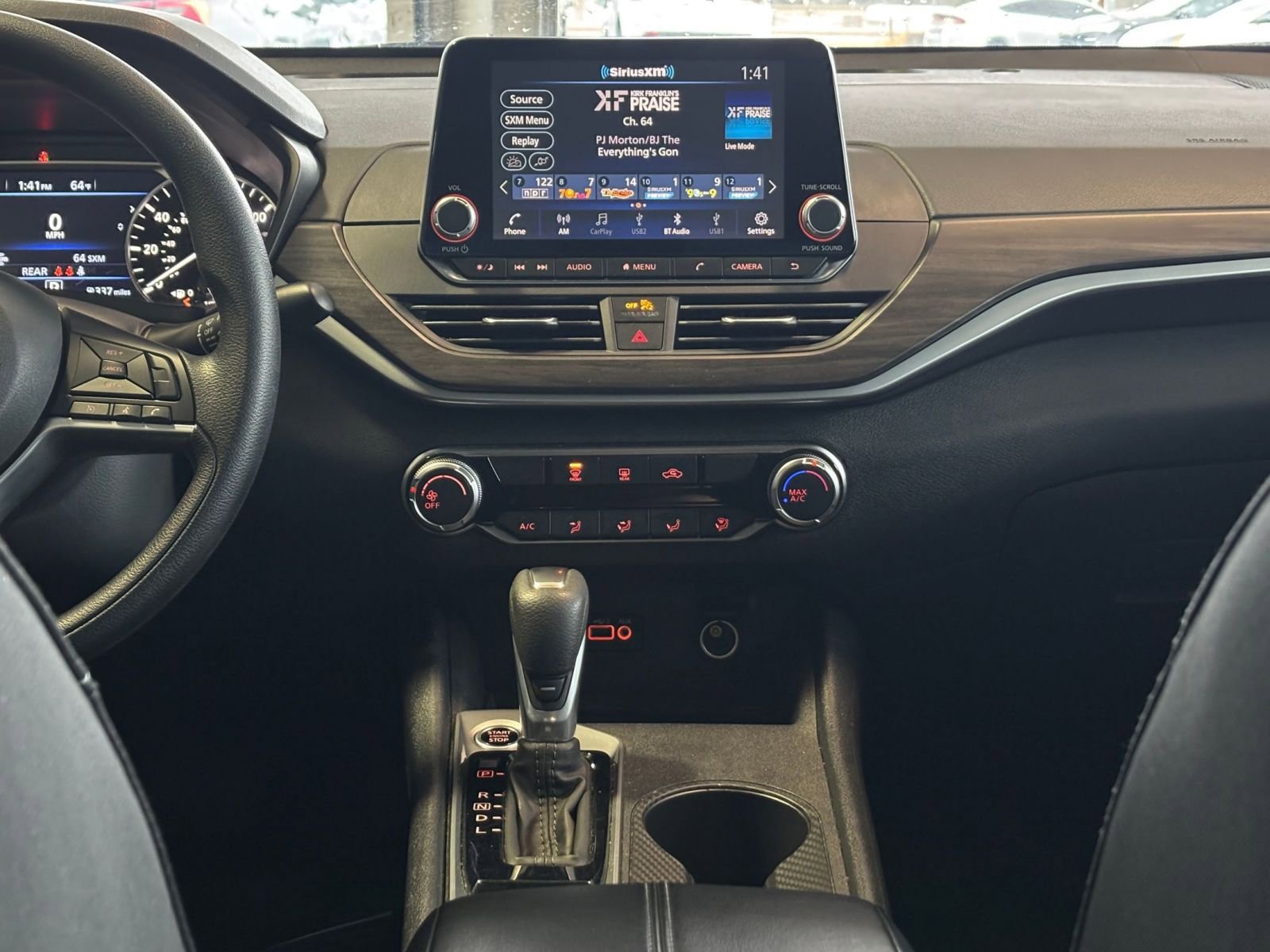 Thumbnail: 2025 Nissan Altima - 17