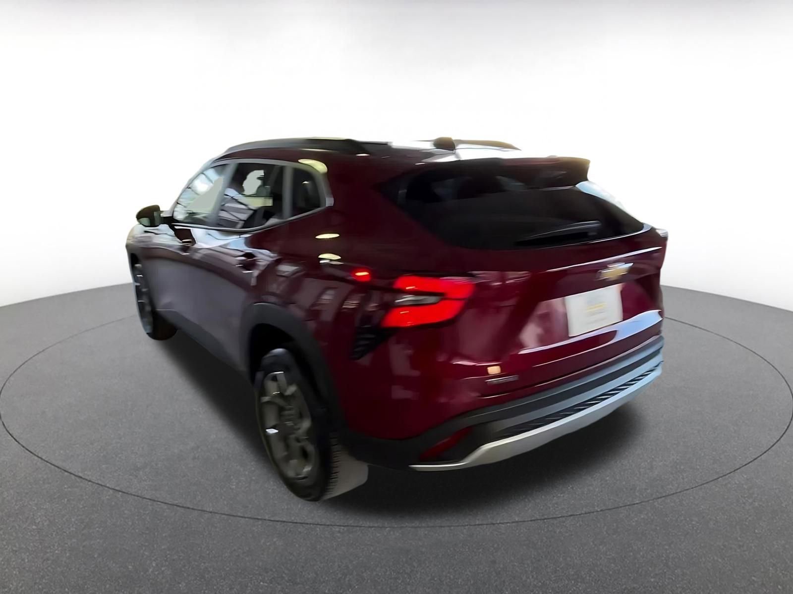 Thumbnail: 2025 Chevrolet Trax - 11