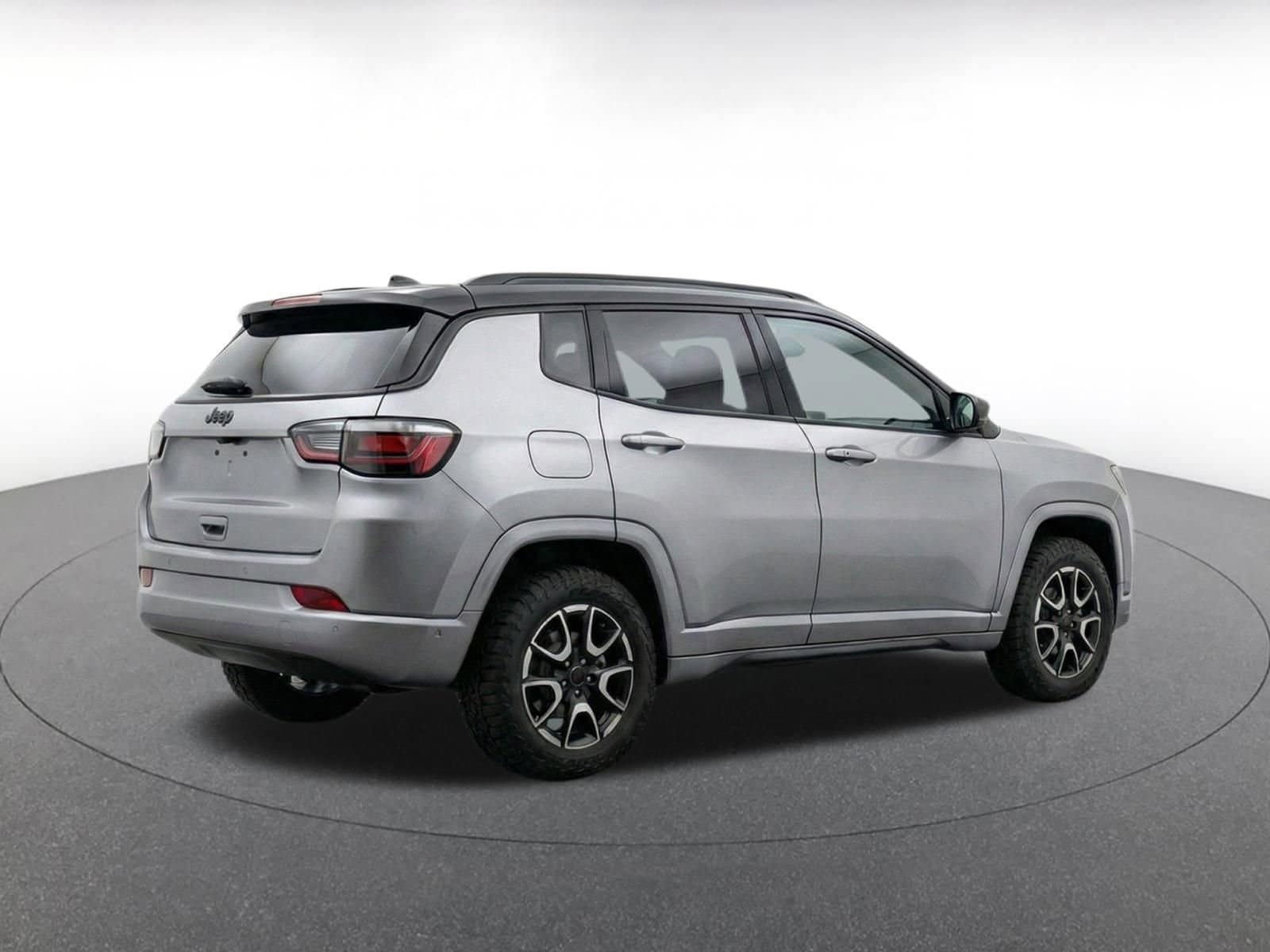 Thumbnail: 2025 Jeep Compass - 8