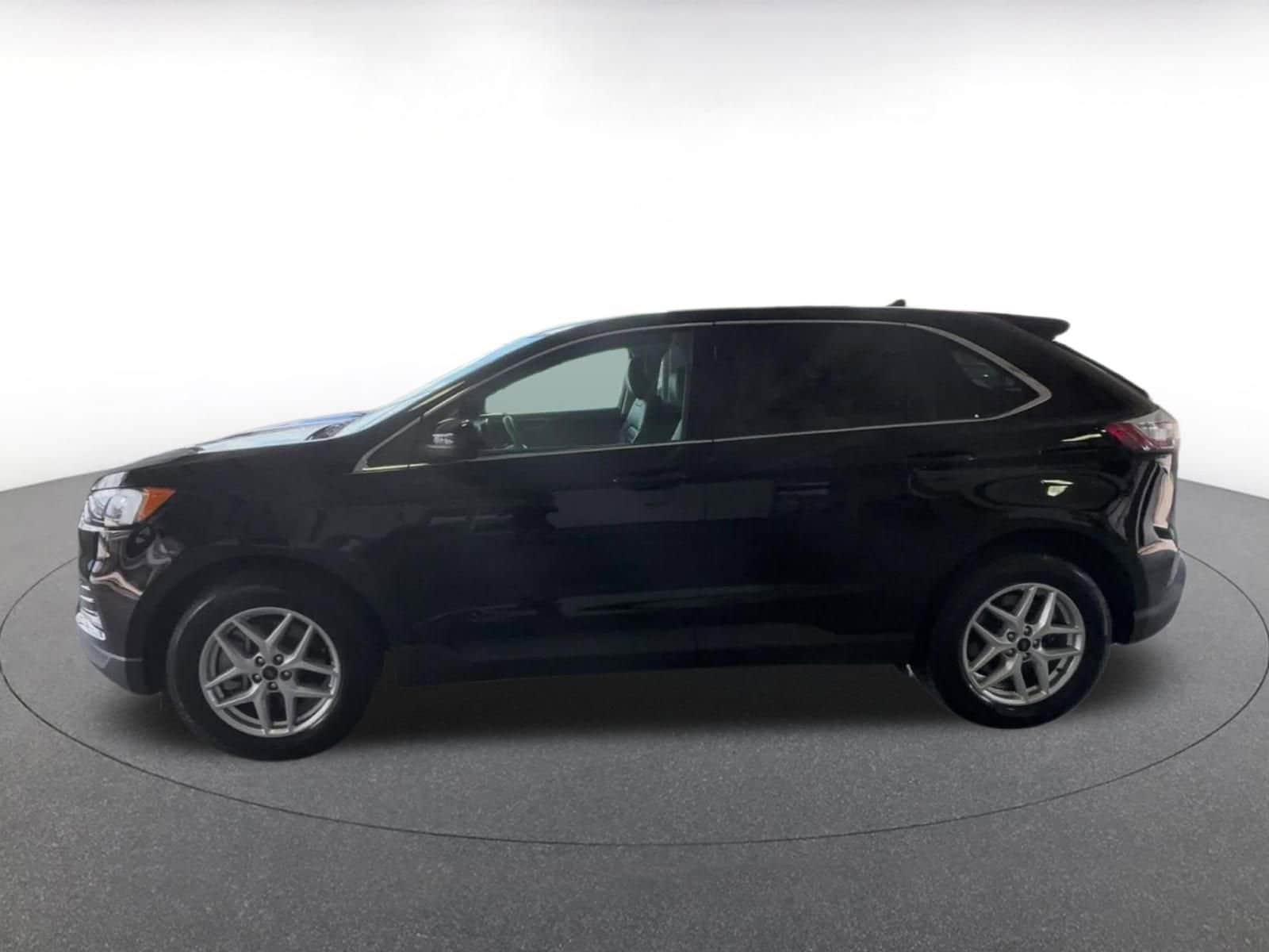 Thumbnail: 2024 Ford Edge - 8
