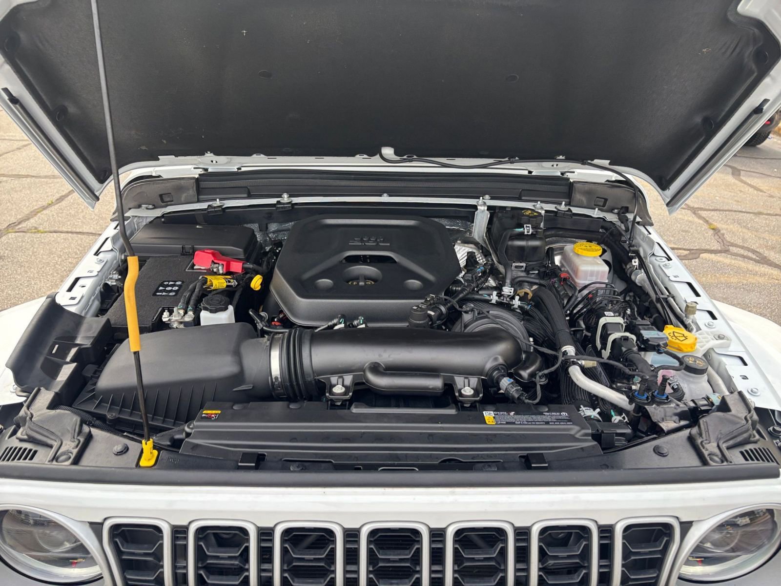 Thumbnail: 2025 Jeep Wrangler - 32