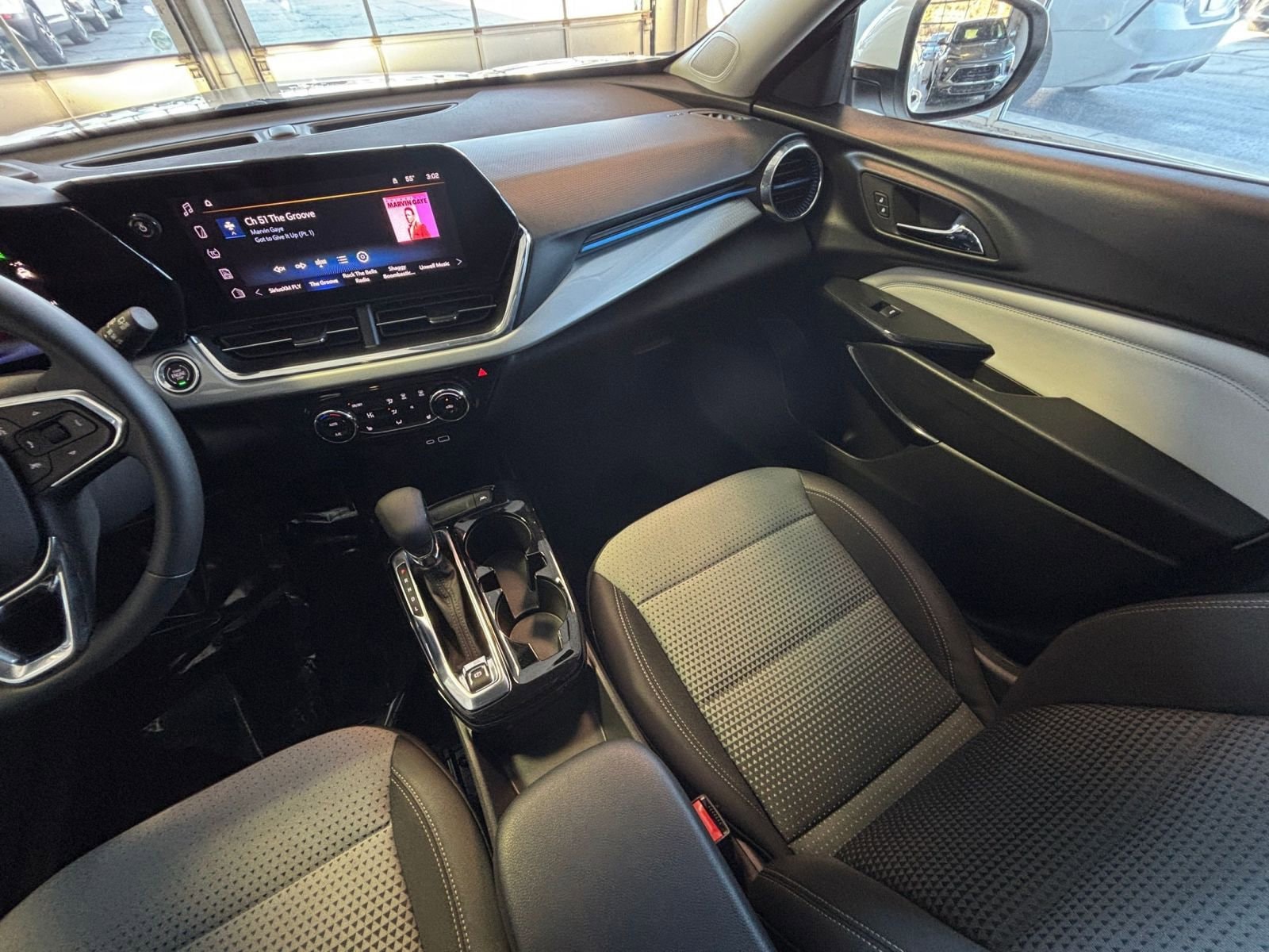 Thumbnail: 2025 Chevrolet Trax - 34