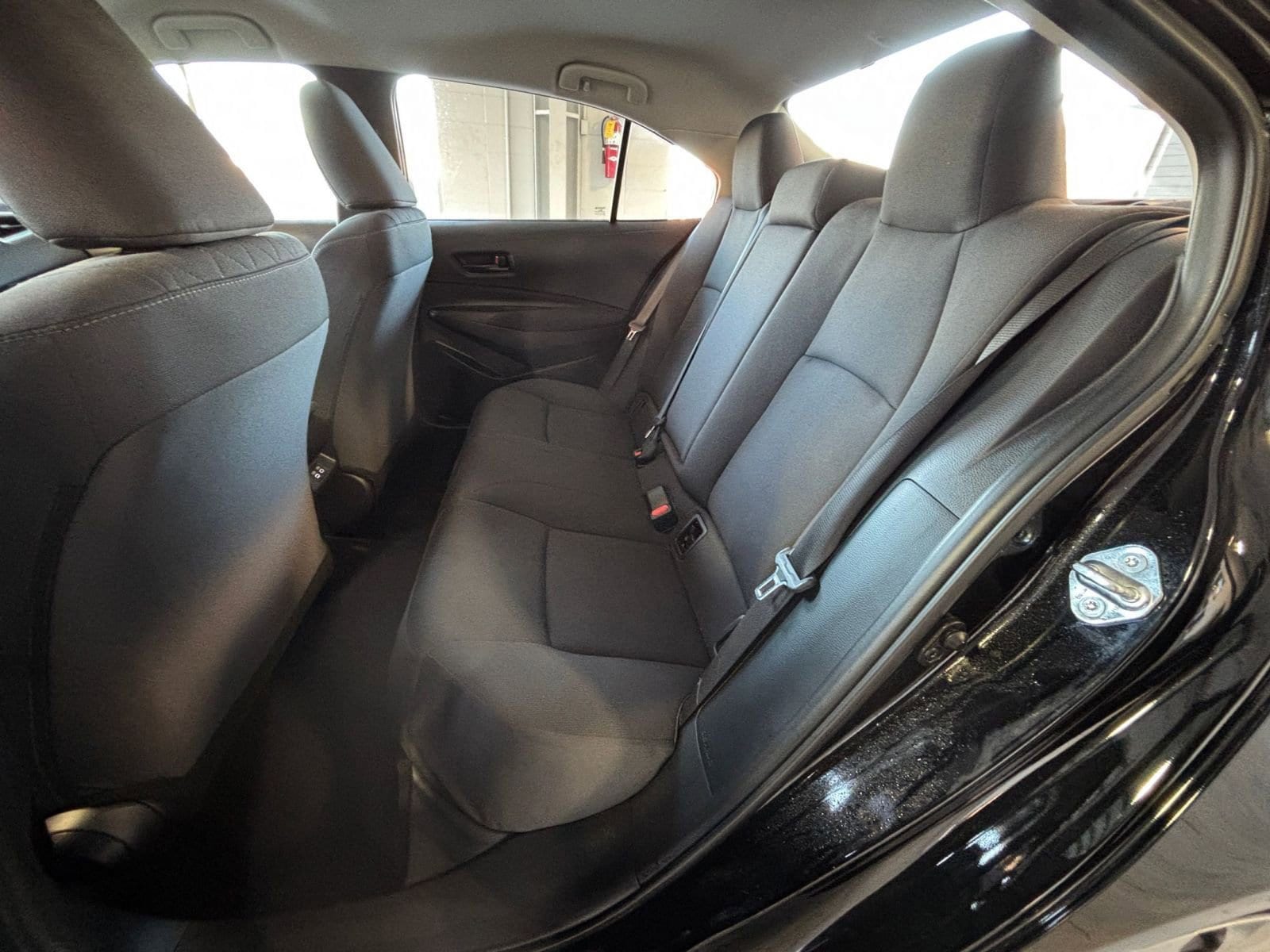 Thumbnail: 2025 Toyota Corolla - 31