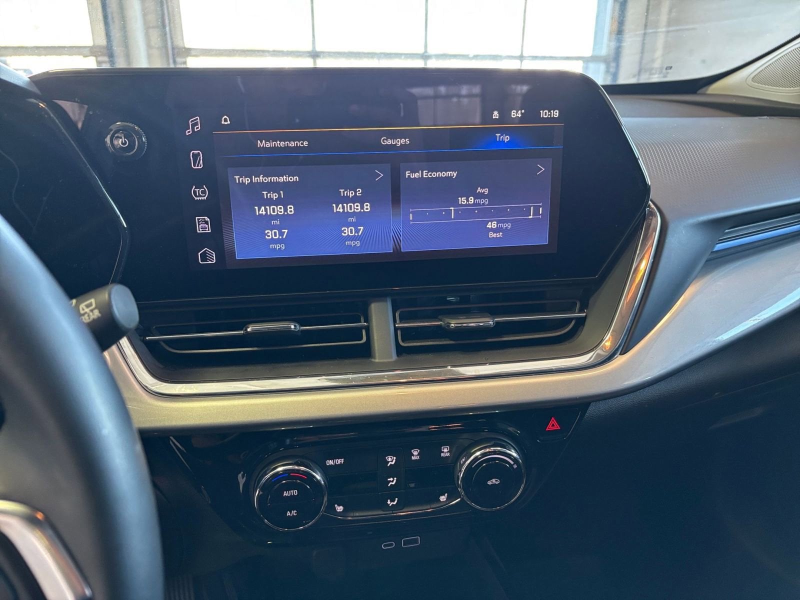 Thumbnail: 2025 Chevrolet Trax - 20